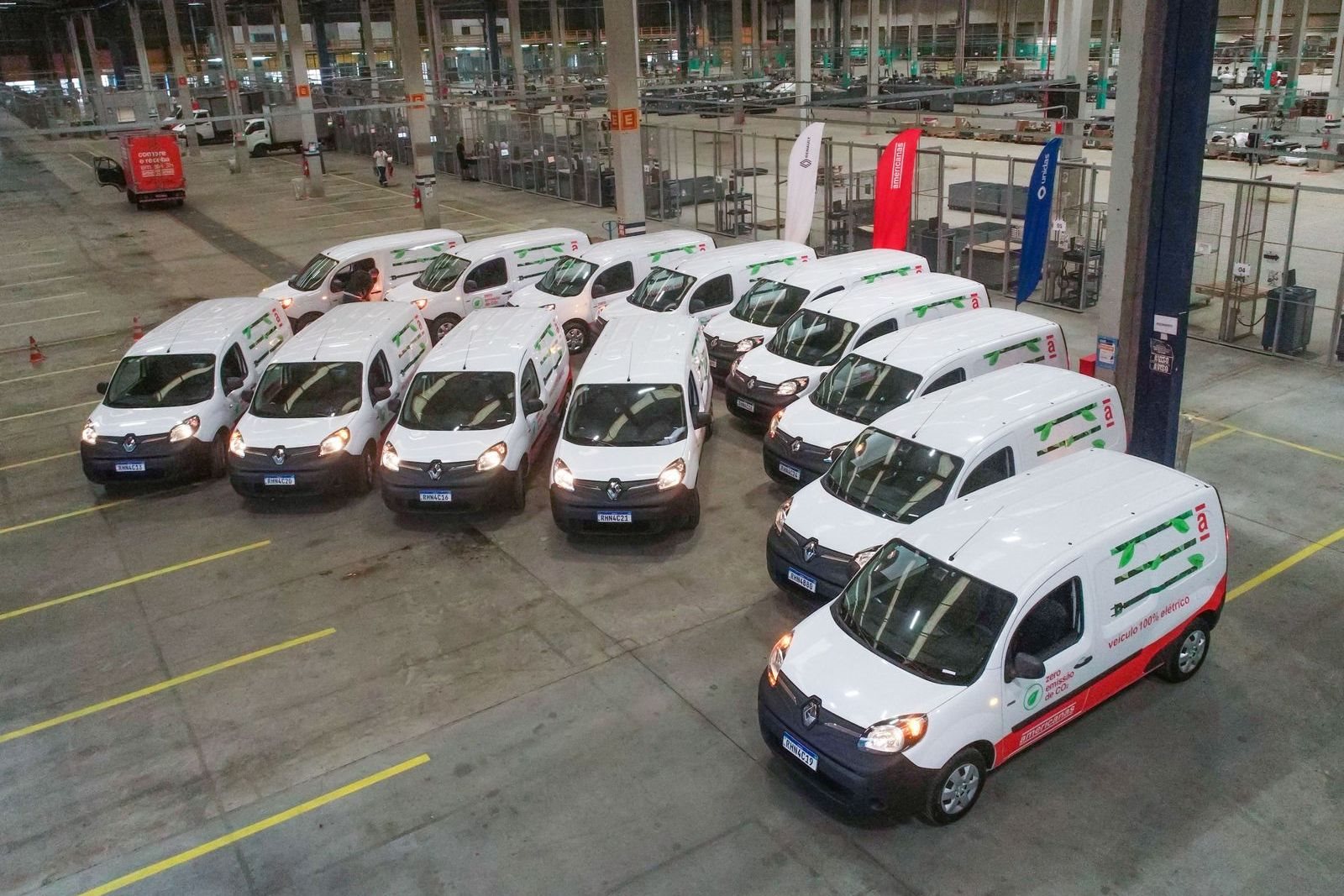 100 RENAULT KANGOO E-TECH ELECTRIC SERÃO UTILIZADOS PELA AMERICANAS S.A., foto 8