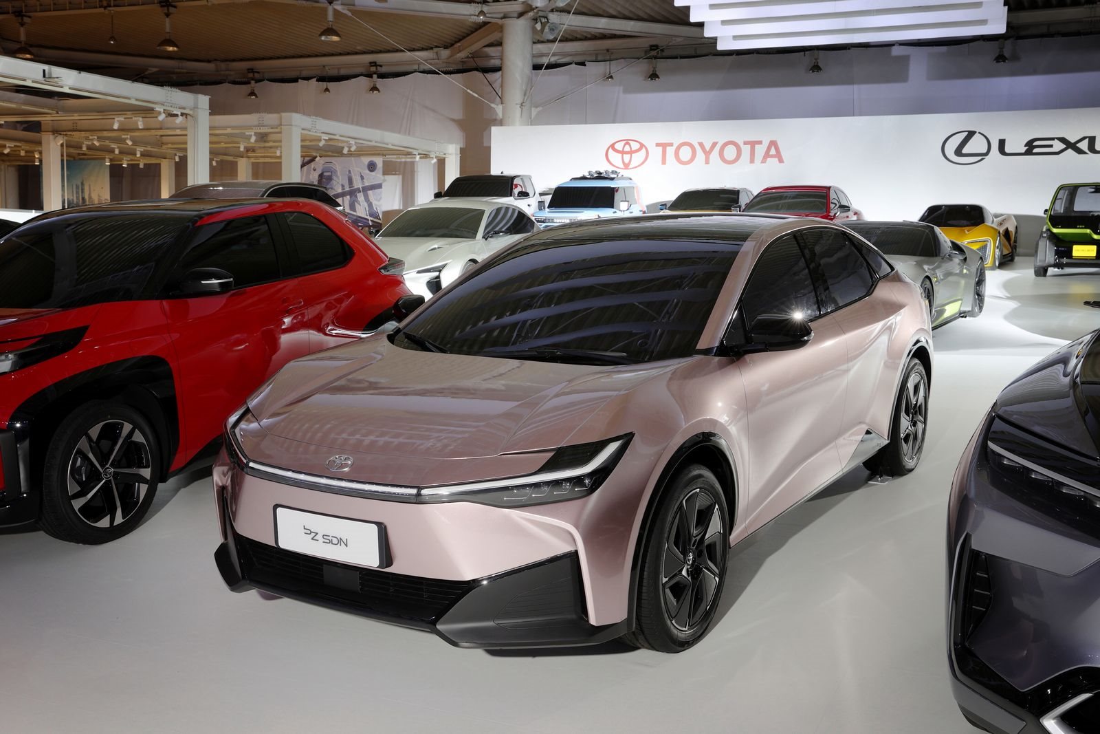 TOYOTA APRESENTA UMA LINHA COMPLETA DE VEÍCULOS ELÉTRICOS DE BATERIA A NÍVEL MUNDIAL, foto 27