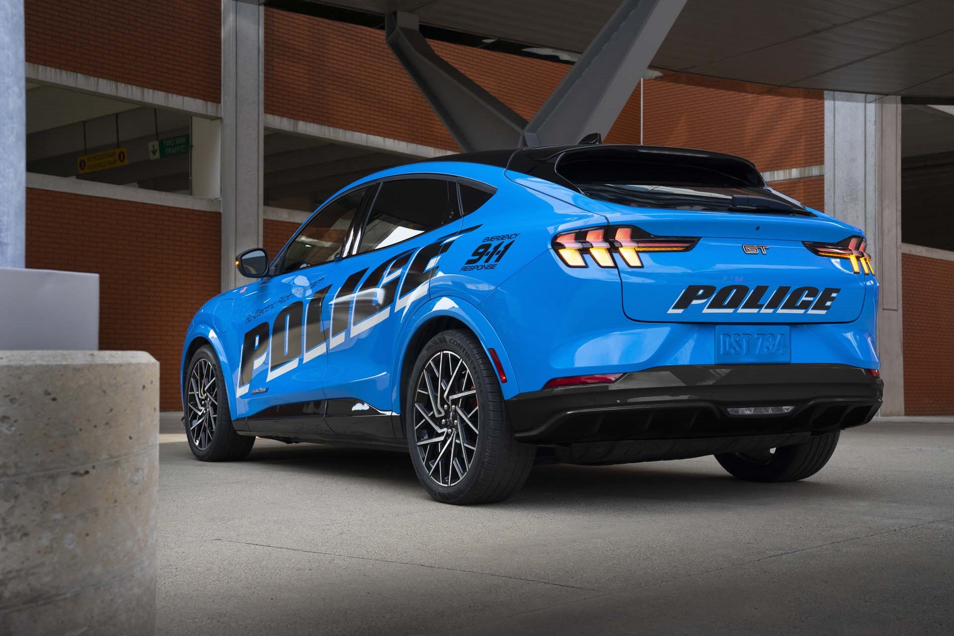 FORD MUSTANG MACH-E ENTRA PARA O DEPARTAMENTO DE POLÍCIA DE NEW YORK, foto 2