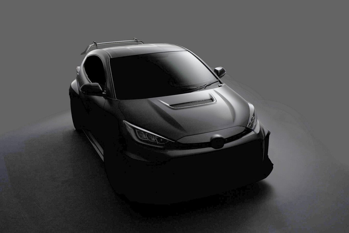 TOYOTA PREPARA UM GR YARIS MAIS AGRESSIVO E UM MISTERIOSO COUPE PARA O SÃO DE TOKYO, foto 1