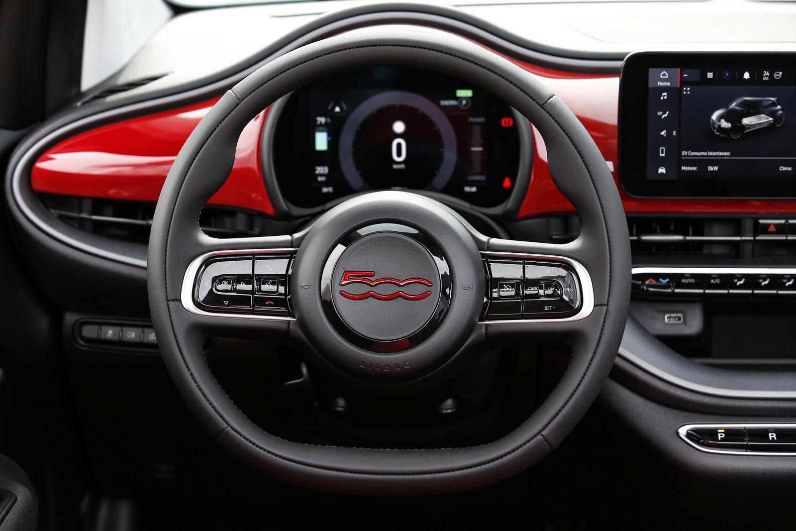 FIAT: UMA LINHA TOTALMENTE (RED), foto 20