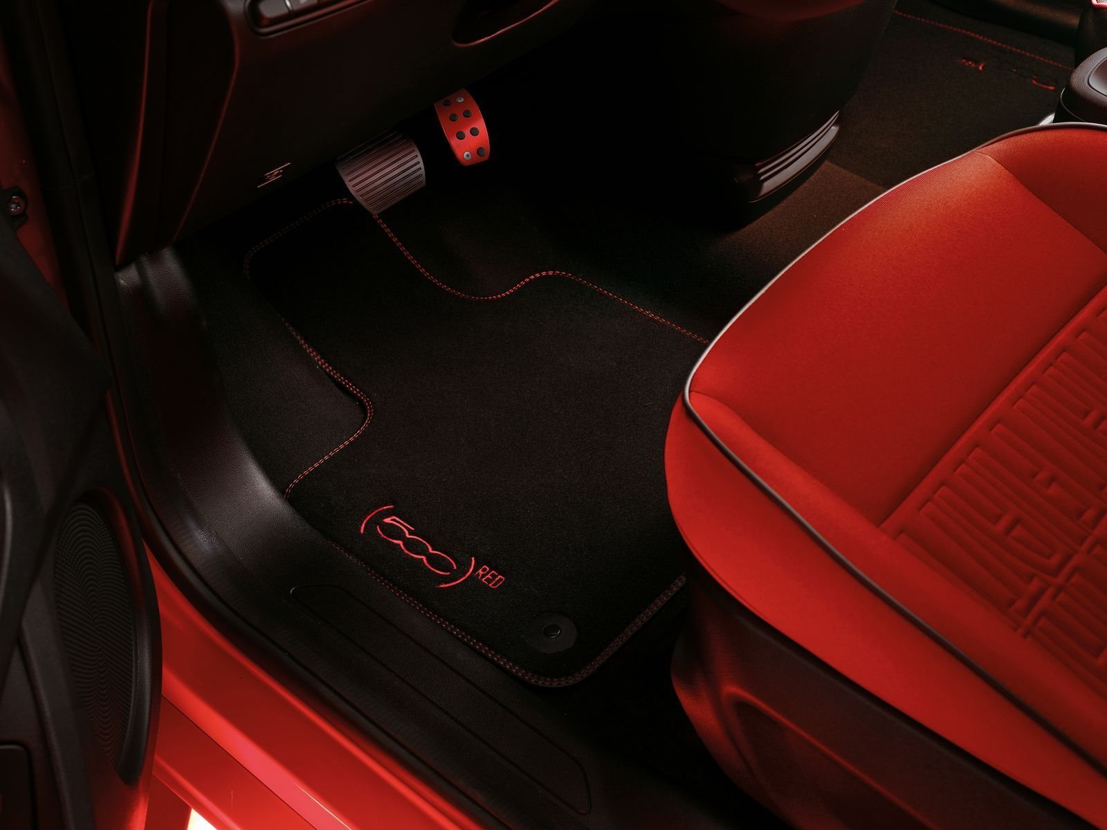FIAT: UMA LINHA TOTALMENTE (RED), foto 26