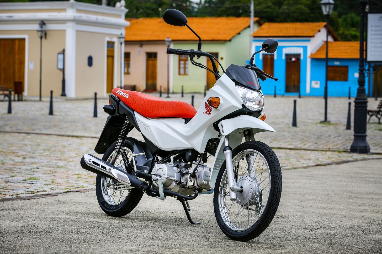 HONDA POP COMPLETA 15 ANOS NO MERCADO NACIONAL, foto 4