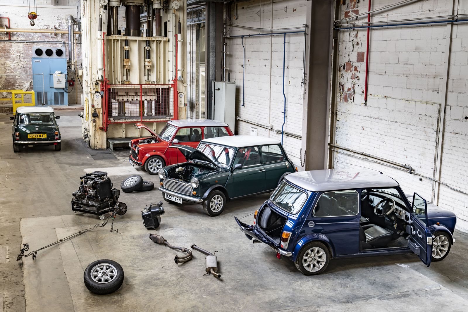 MODERNIZANDO O PASSADO: MINI ELETRIFICA MODELOS CLÁSSICOS NA FÁBRICA DE OXFORD, foto 4