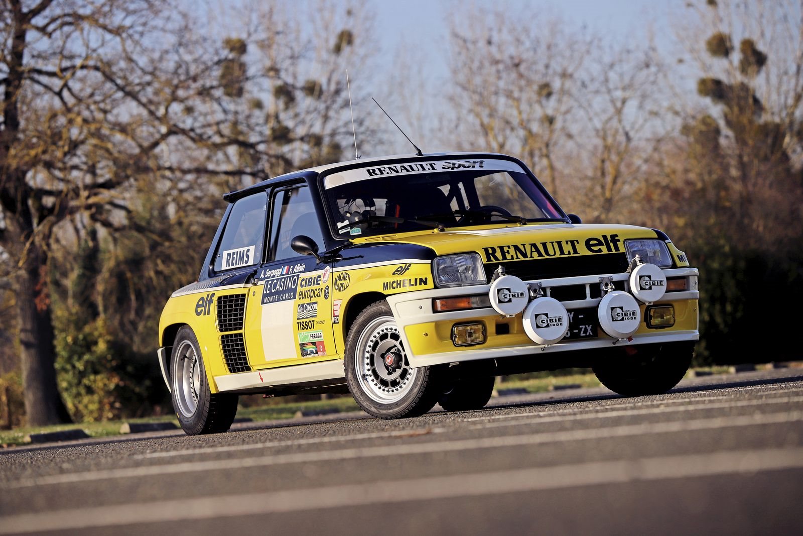 RENAULT PARTICIPA DO RALLY MONTE CARLO HISTORIQUE COM TRÊS EQUIPES AO VOLANTE DO RENAULT 5, foto 1