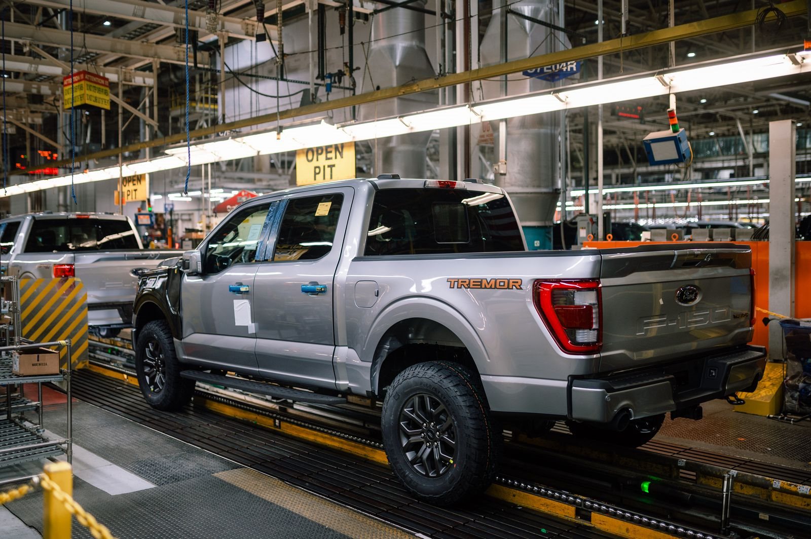 UMA MARCA HISTÓRICA ALCANÇADA: FORD FABRICOU A UNIDADE NÚMERO 40 MILHÕES DA BEM-SUCEDIDA SÉRIE F, foto 4