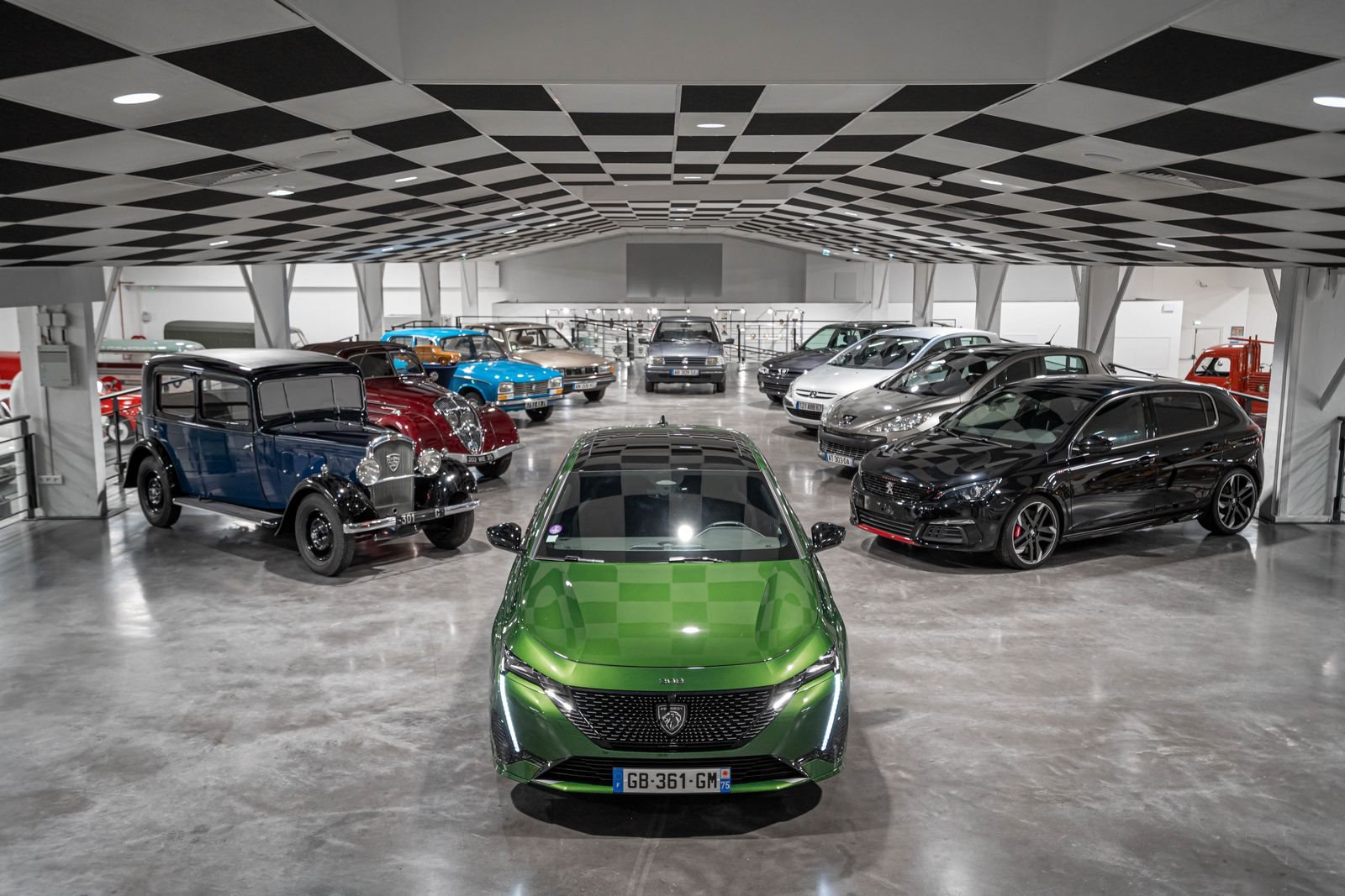 DO 301 AO NOVO 308: DEZ GERAÇÕES DA SÉRIE MAIS COMPLETA DA HISTÓRIA DA PEUGEOT, foto 1