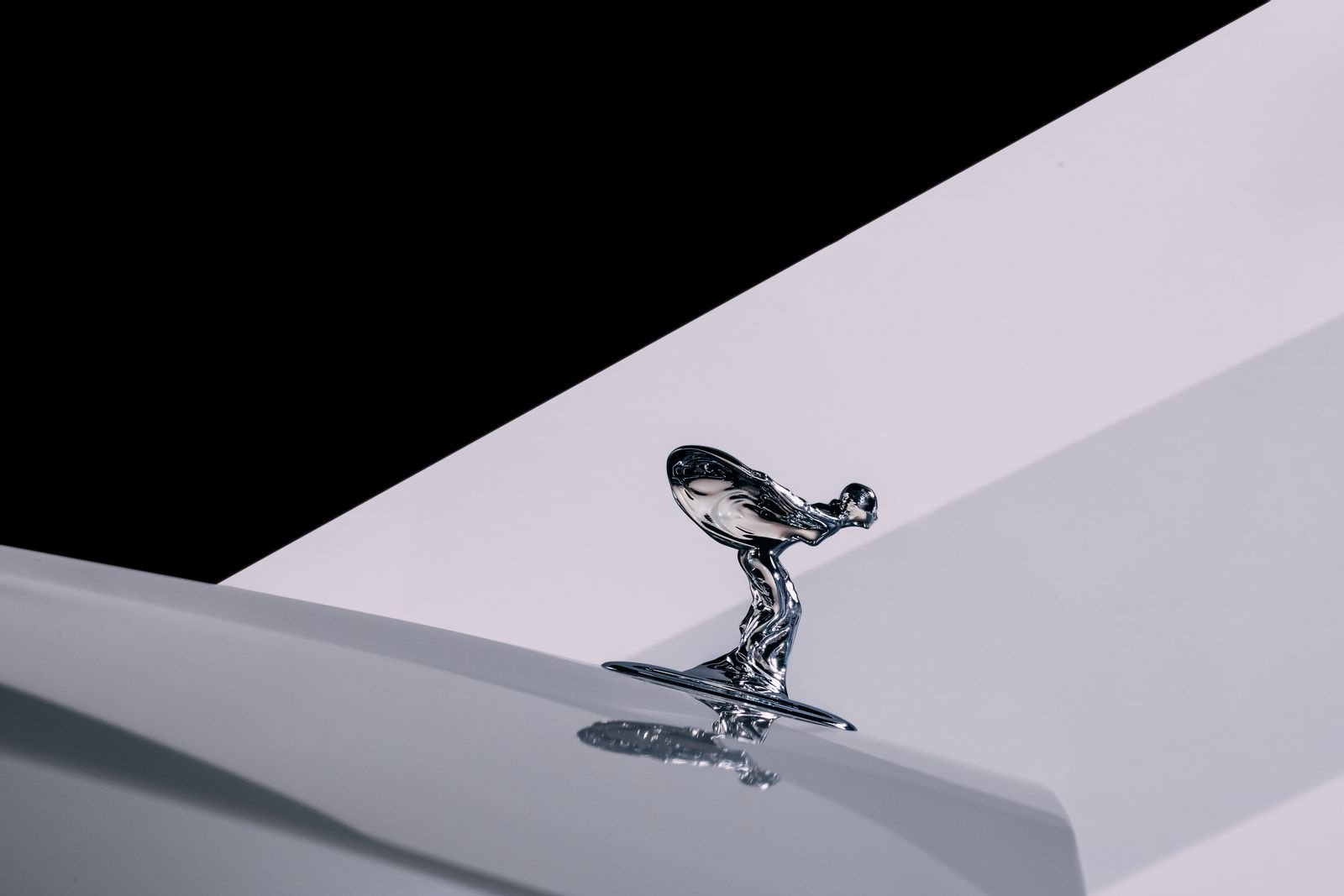 O ‘ESPÍRITO DO ÊXTASE’ DA ROLLS-ROYCE AGORA MAIS AERODINÂMICO DO QUE NUNCA, foto 2