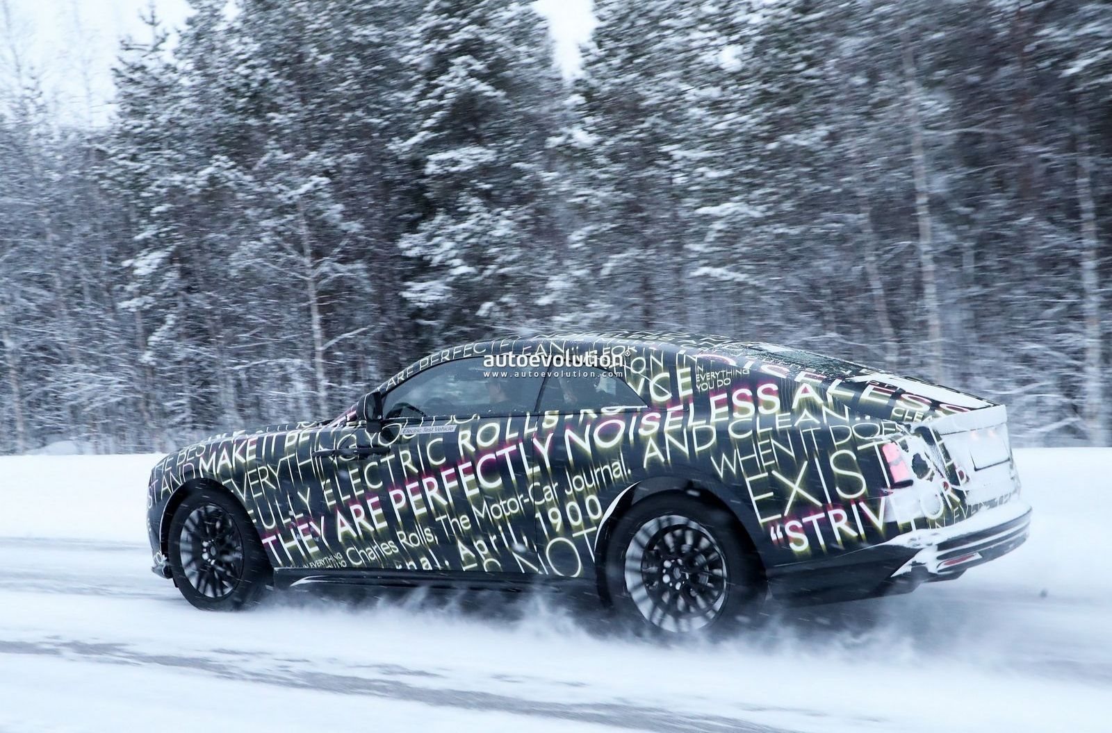 NOVO ROLLS-ROYCE SPECTRE TESTA SUA AUTONOMIA NO FRIO DO NORTE DA EUROPA, foto 11