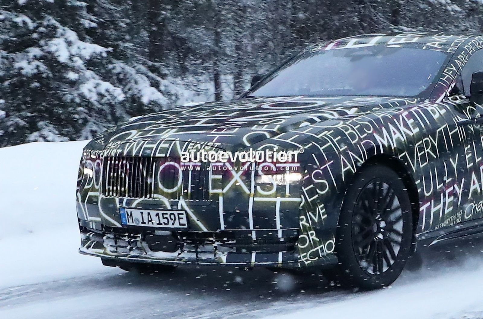 NOVO ROLLS-ROYCE SPECTRE TESTA SUA AUTONOMIA NO FRIO DO NORTE DA EUROPA, foto 15