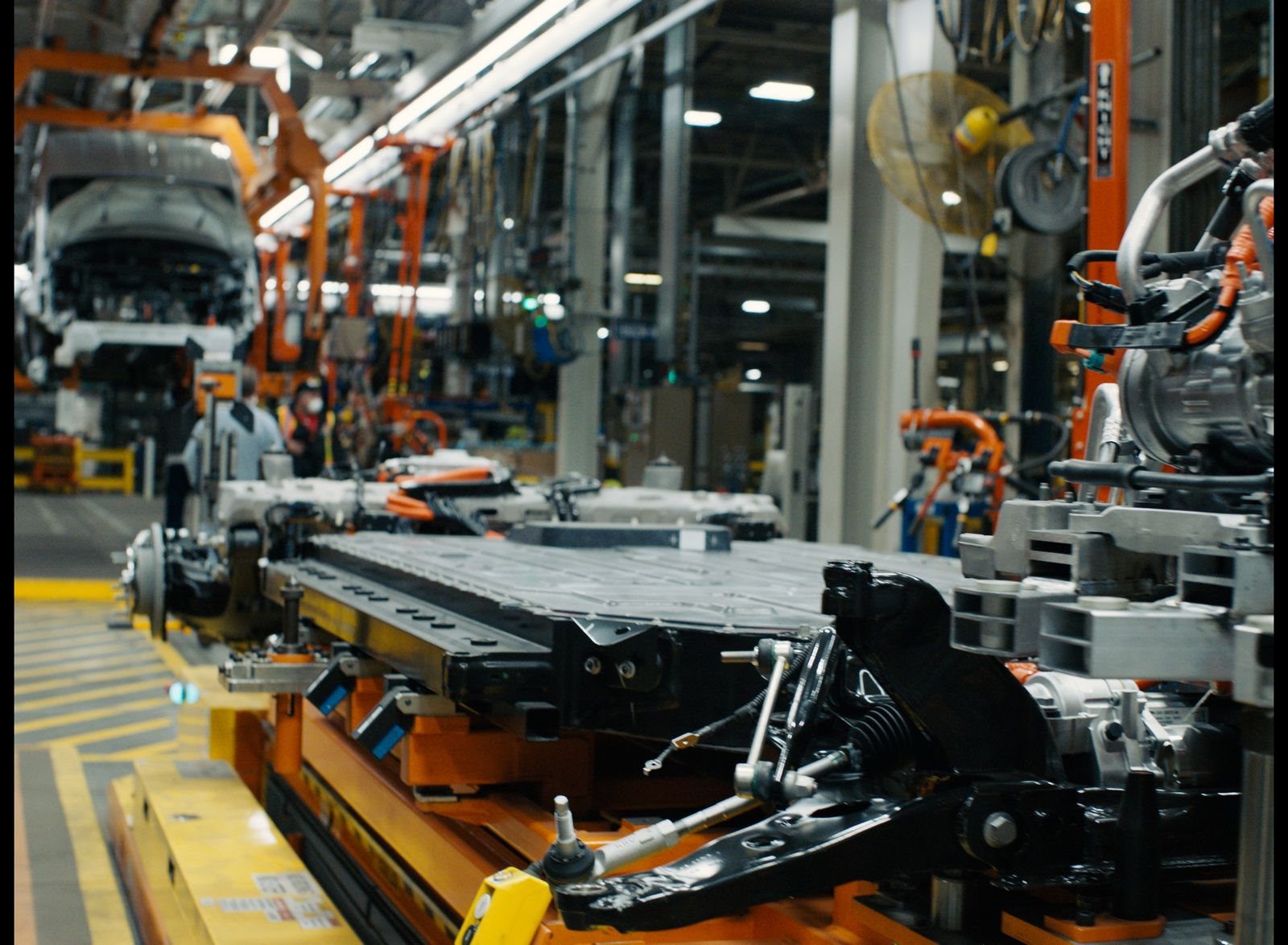 FORD INICIA A ENTREGA DA E-TRANSIT NA AMÉRICA DO NORTE E TRABALHA PARA AUMENTAR A PRODUÇÃO, foto 1