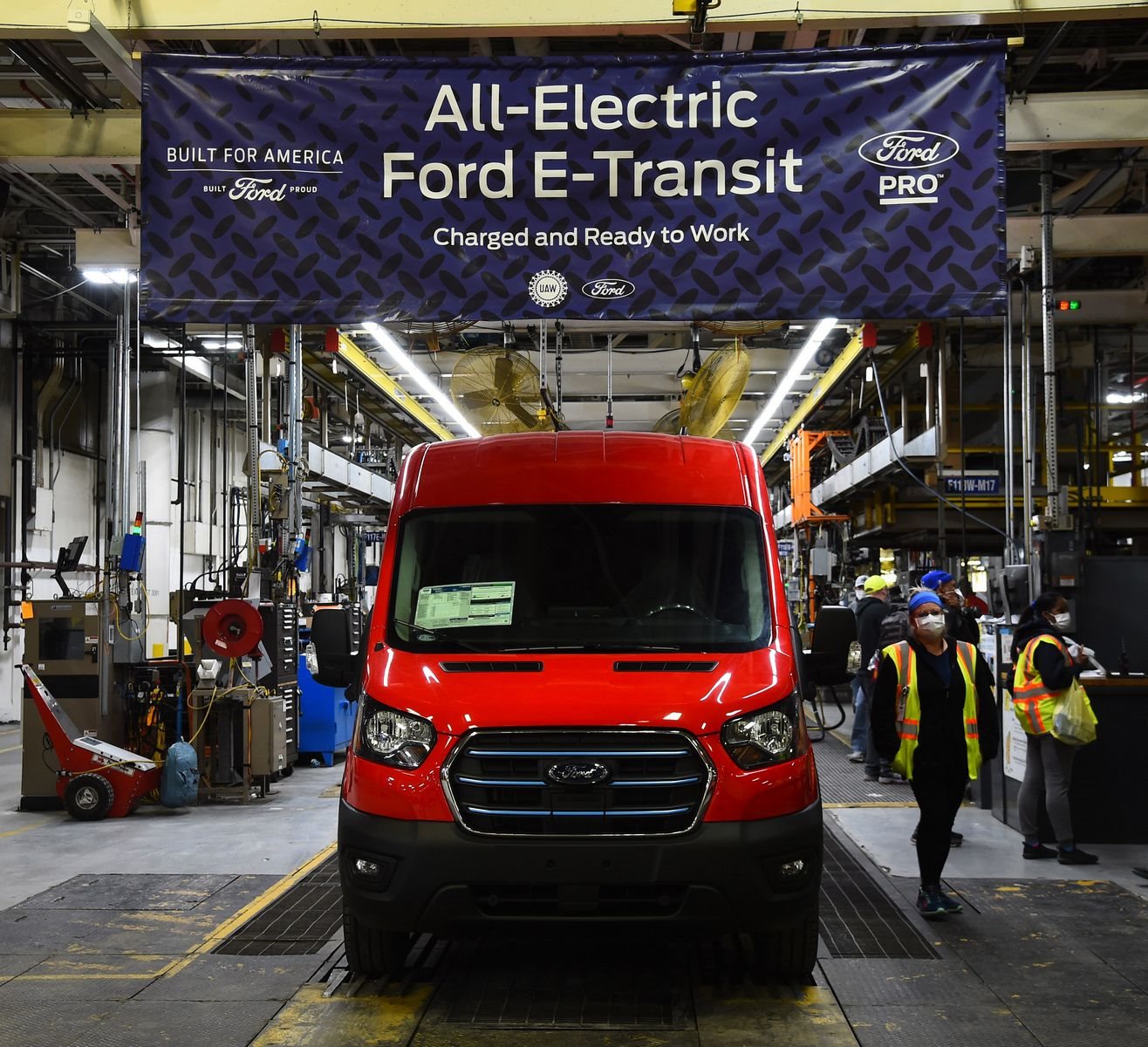FORD INICIA A ENTREGA DA E-TRANSIT NA AMÉRICA DO NORTE E TRABALHA PARA AUMENTAR A PRODUÇÃO, foto 15