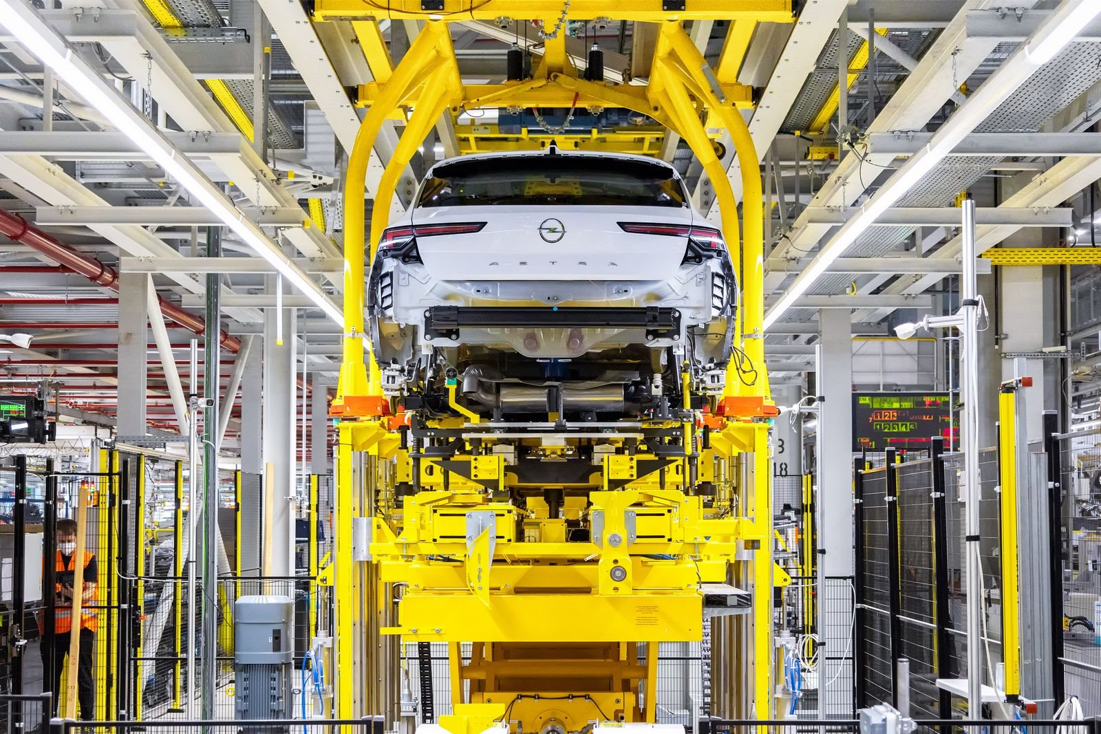 NOVO OPEL ASTRA COMEÇA A SER PRODUZIDO EM RÜSSELSHEIM, foto 3