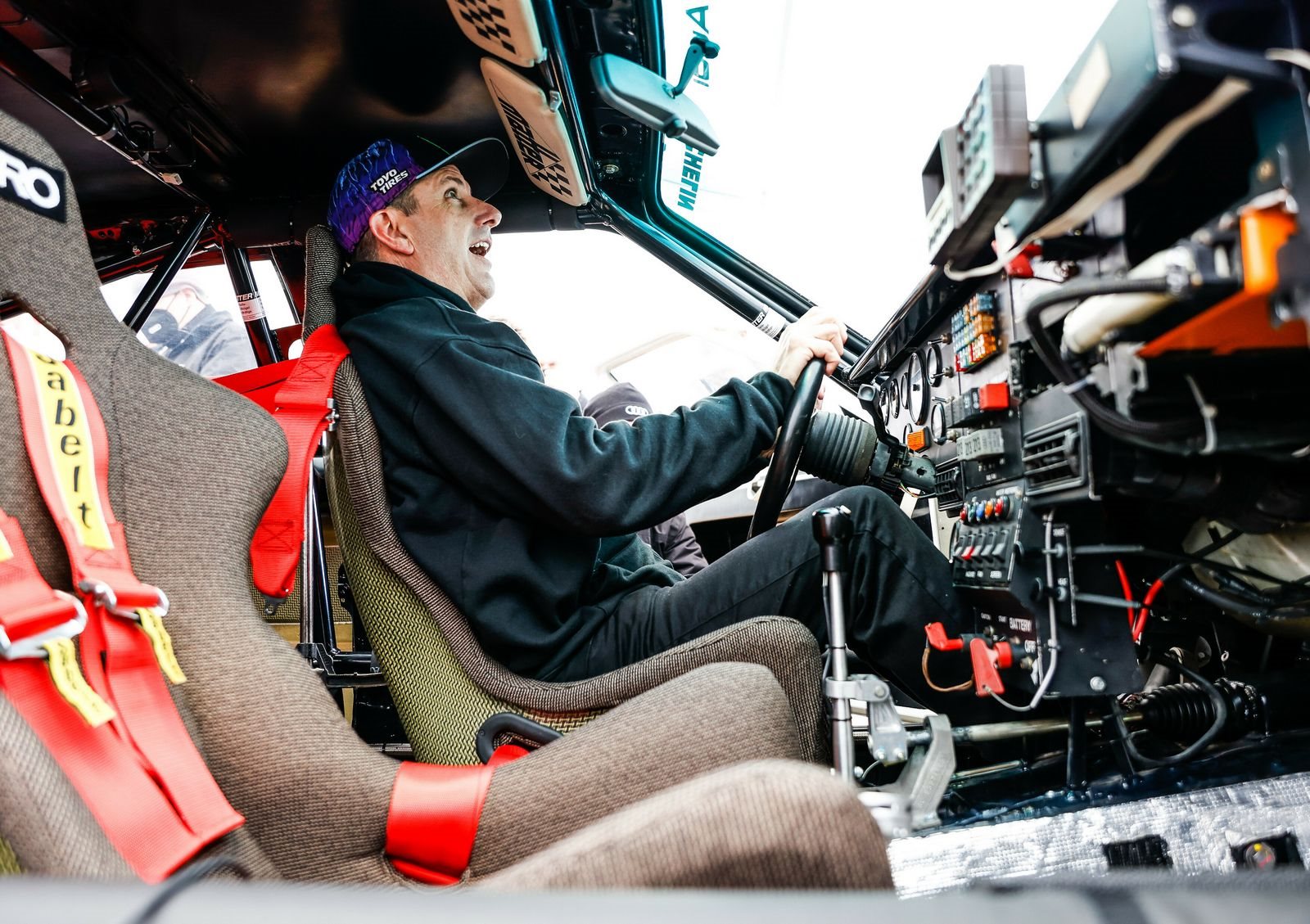 KEN BLOCK ASSUME O COMANDO DO AUDI RS Q E-TRON, foto 27