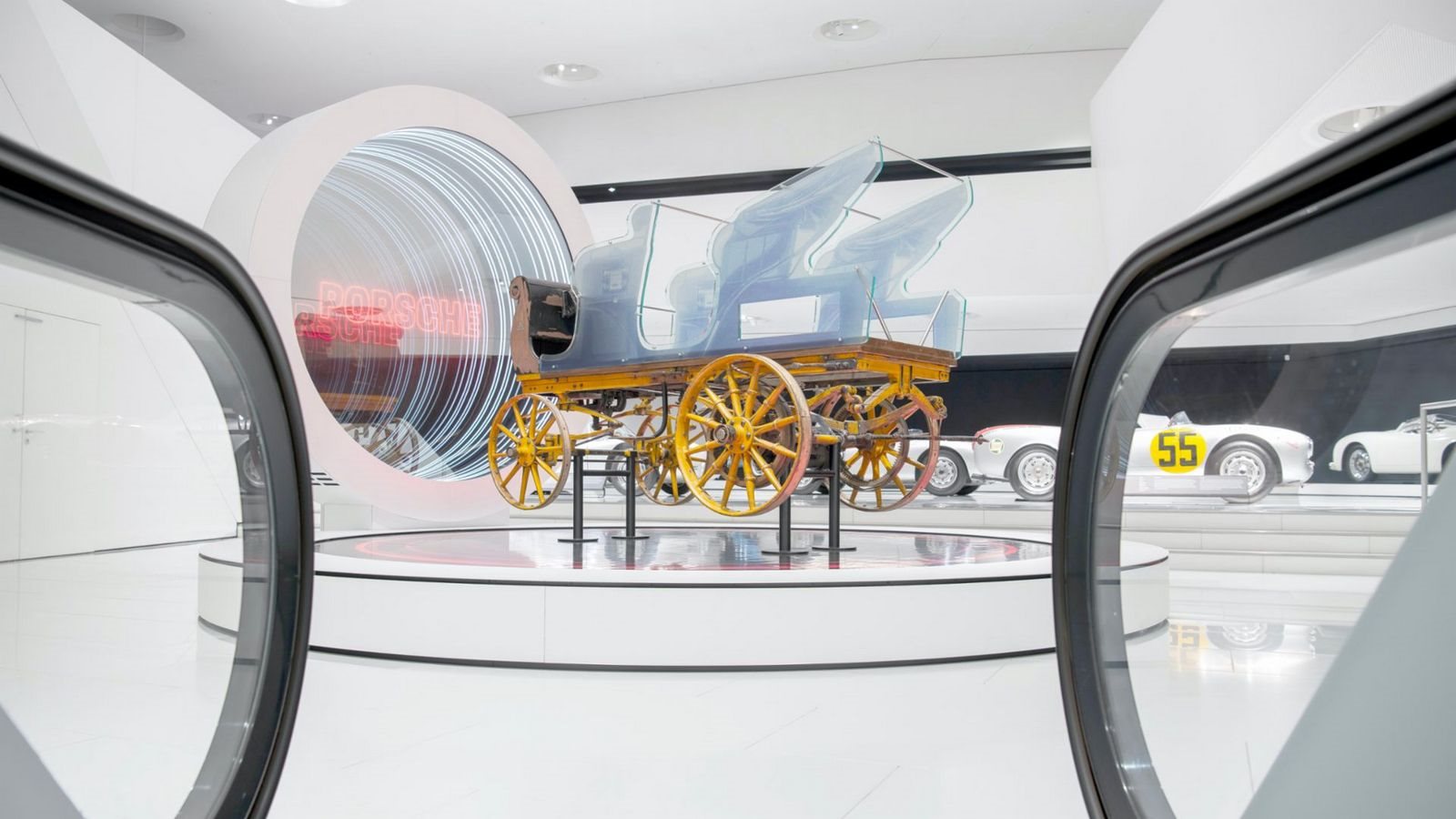 UMA VIAGEM AO PASSADO NO MUSEU PORSCHE COM O ‘FUTURE HERITAGE PORTAL’, foto 1
