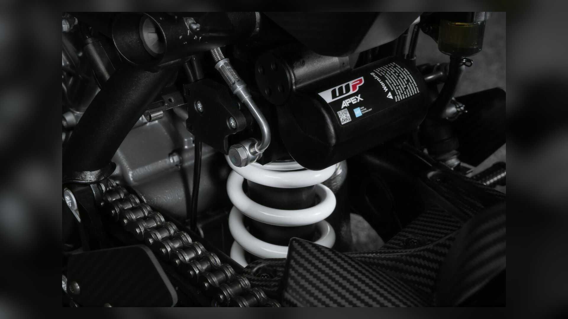 BRABUS APOSTA NAS DUAS RODAS COM ESTA SELVAGEM KTM 1290 SUPER DUKE R EVO, foto 12