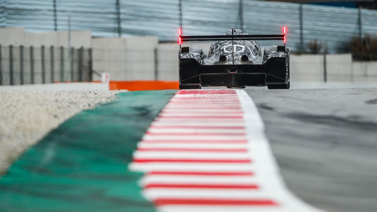 PORSCHE LMDh: COMPLETADOS COM SUCESSO OS PRIMEIROS TESTES EM UM CIRCUITO INTERNACIONAL, foto 15