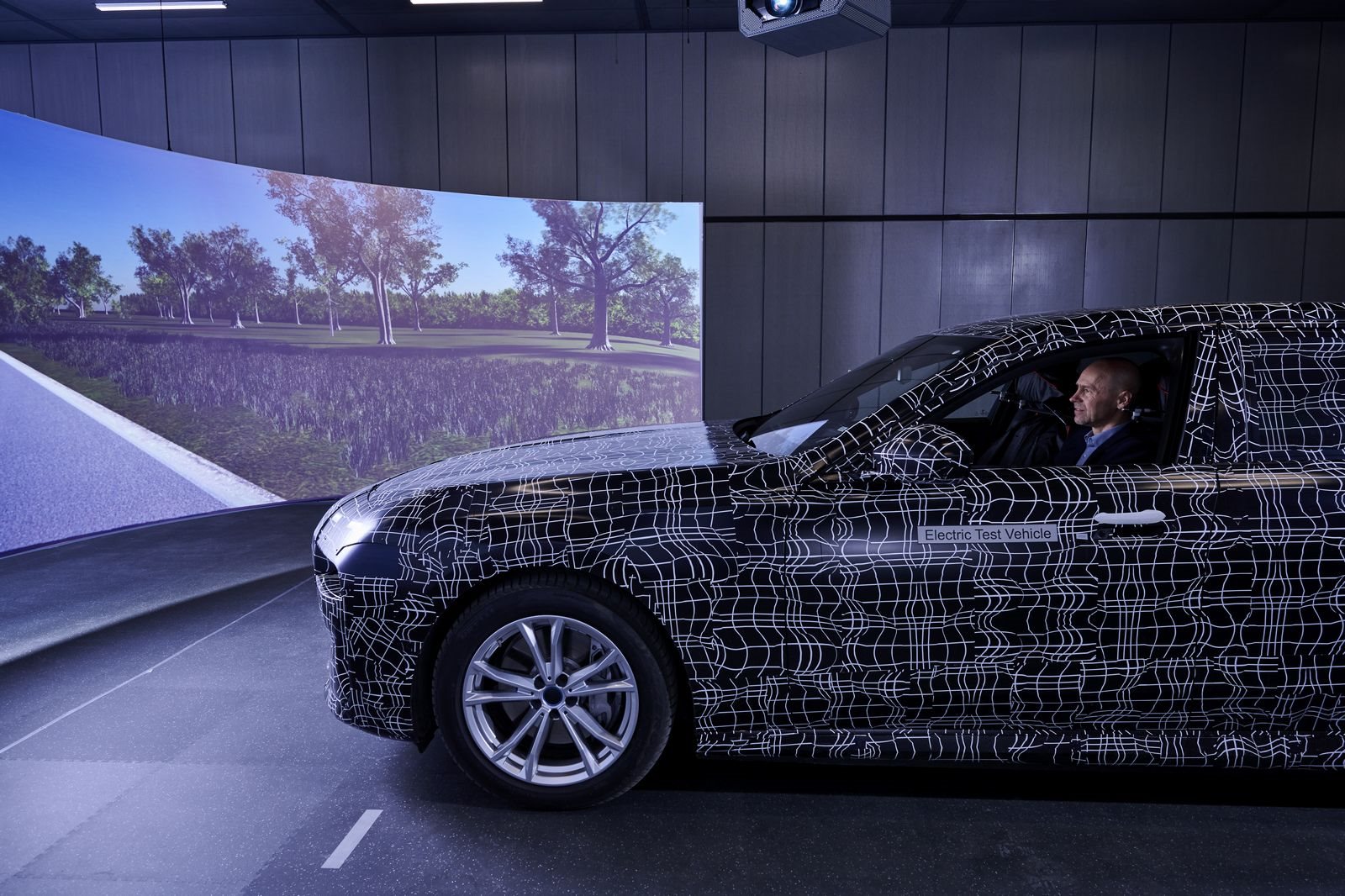 BMW i7 2022 VOLTA A APARECER EM UM NOVO TEASER, foto 12