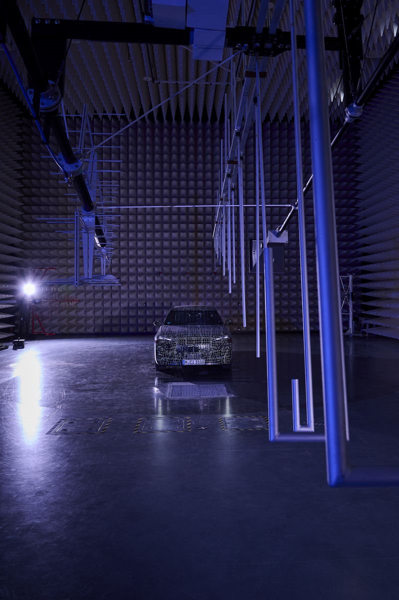 BMW i7 2022 VOLTA A APARECER EM UM NOVO TEASER, foto 18