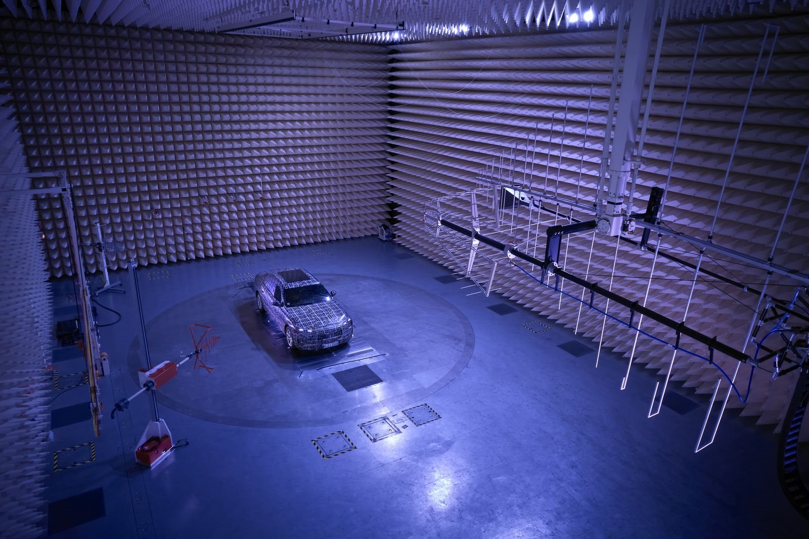 BMW i7 2022 VOLTA A APARECER EM UM NOVO TEASER, foto 19