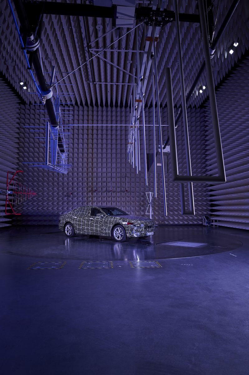 BMW i7 2022 VOLTA A APARECER EM UM NOVO TEASER, foto 20