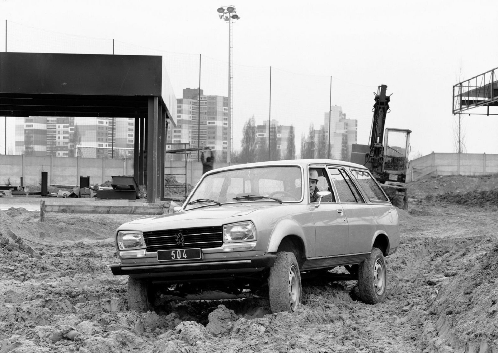 PIONEIRO NO DAKAR, O PEUGEOT 504 4X4 DANGEL FOI O PRIMEIRO MODELO DA MARCA COM TRAÇÃO TOTAL, foto 4