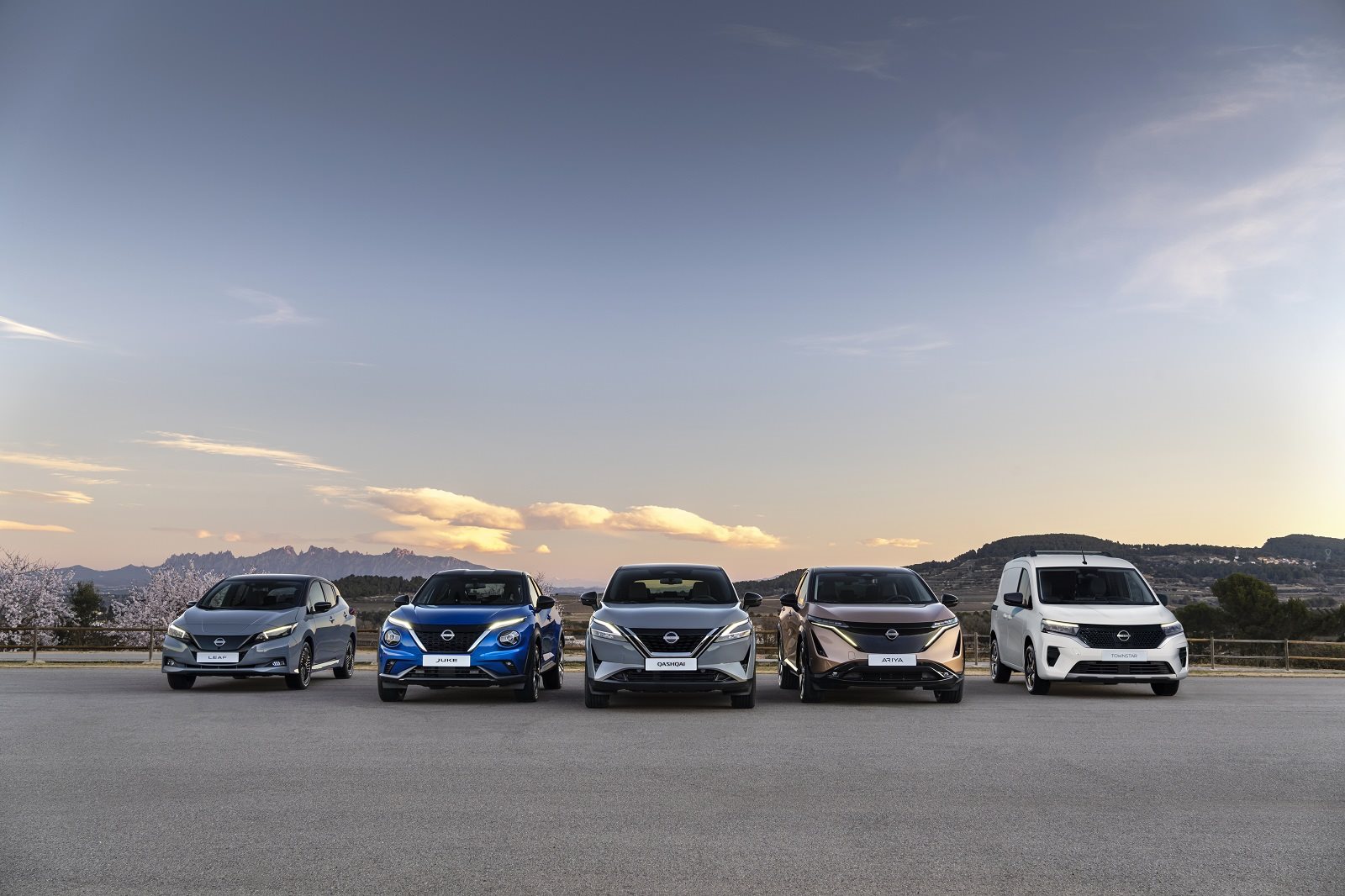 NISSAN APRESENTA UM FUTURO CARREGADO DE TECNOLOGIA E MODELOS ELETRIFICADOS, foto 1