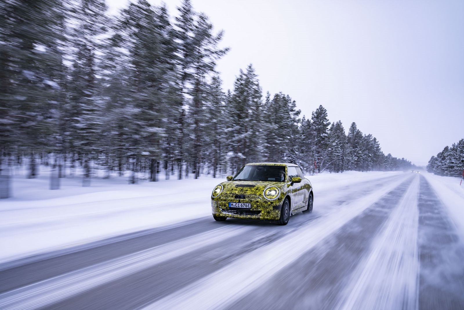 TOTALMENTE ELÉTRICO E REPLETO DE DIVERSÃO AO VOLANTE: O FUTURO MINI 3 PORTAS NA NEVE E NO GELO, foto 30
