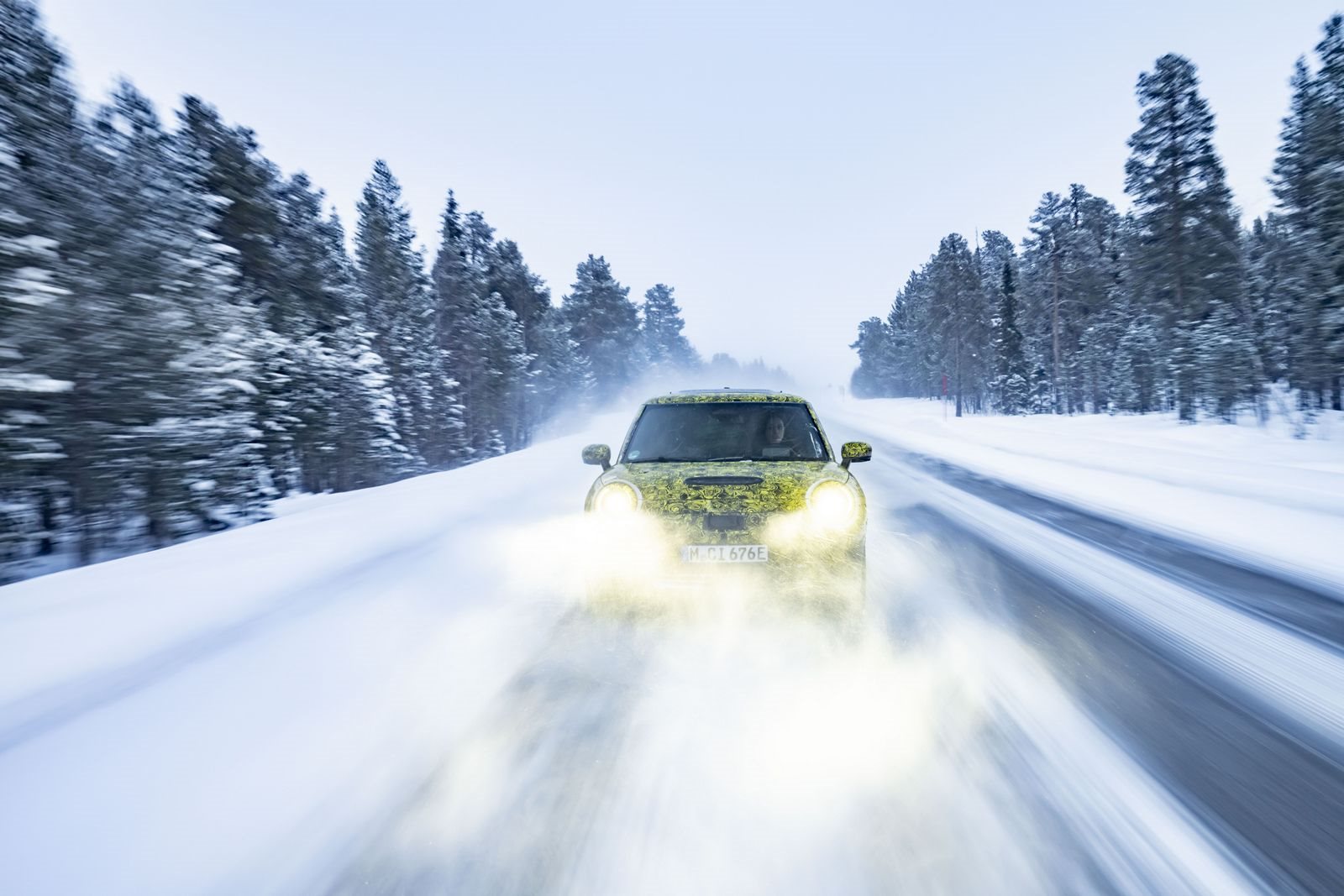 TOTALMENTE ELÉTRICO E REPLETO DE DIVERSÃO AO VOLANTE: O FUTURO MINI 3 PORTAS NA NEVE E NO GELO, foto 37