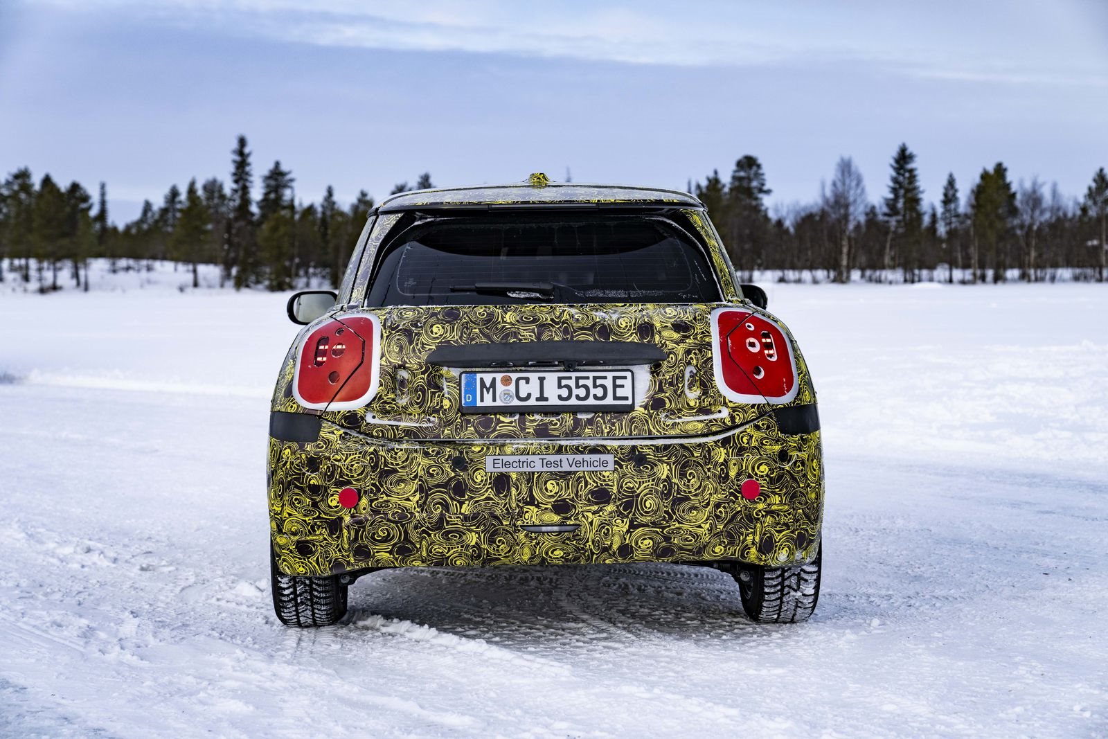 TOTALMENTE ELÉTRICO E REPLETO DE DIVERSÃO AO VOLANTE: O FUTURO MINI 3 PORTAS NA NEVE E NO GELO, foto 47