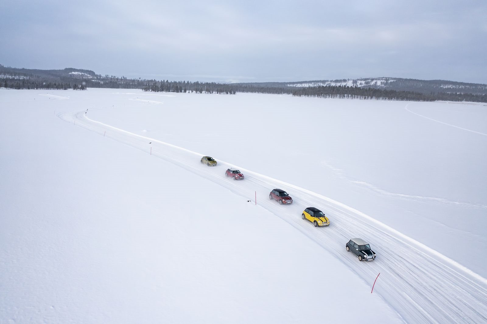 TOTALMENTE ELÉTRICO E REPLETO DE DIVERSÃO AO VOLANTE: O FUTURO MINI 3 PORTAS NA NEVE E NO GELO, foto 72