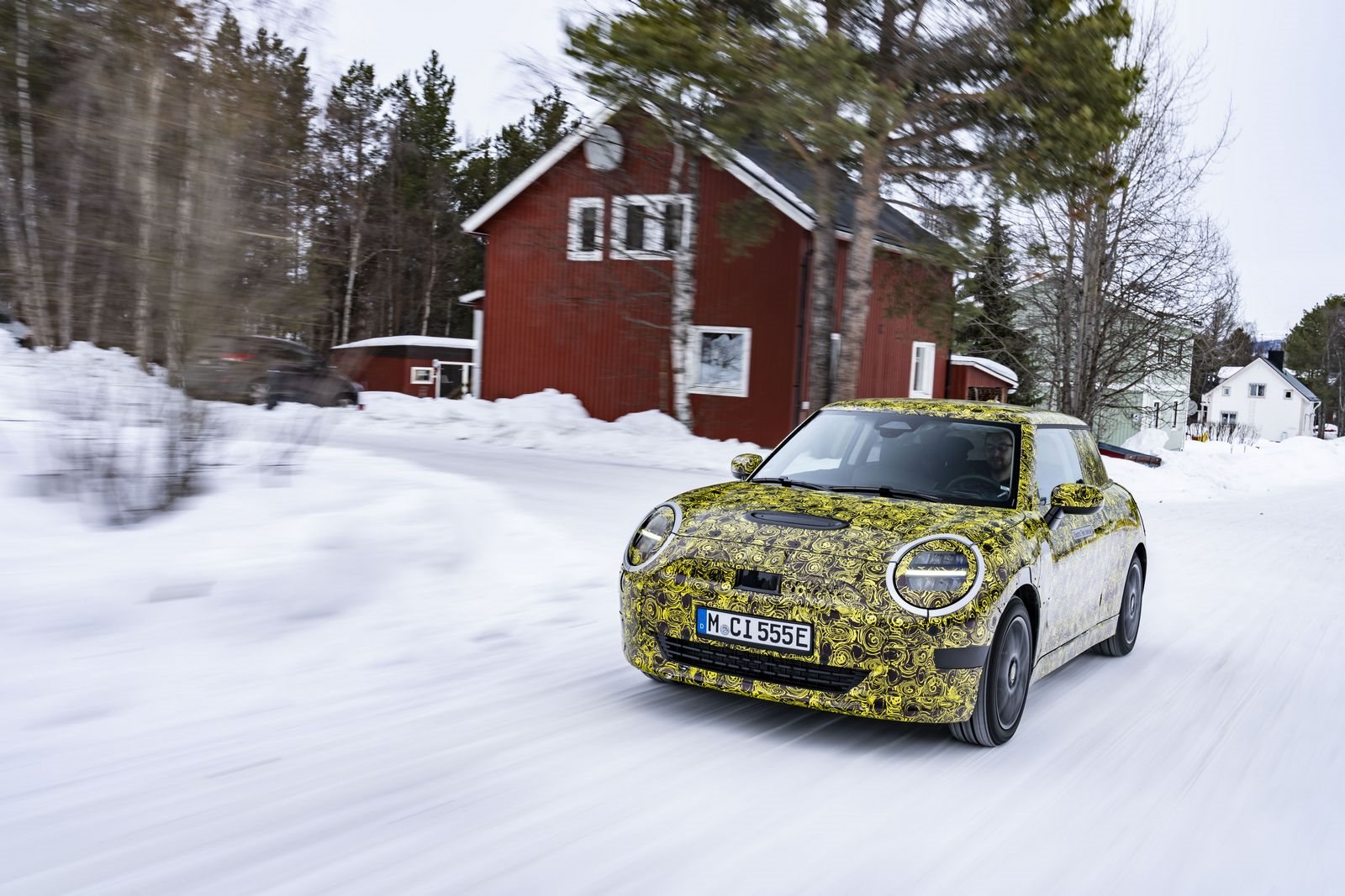 TOTALMENTE ELÉTRICO E REPLETO DE DIVERSÃO AO VOLANTE: O FUTURO MINI 3 PORTAS NA NEVE E NO GELO, foto 107