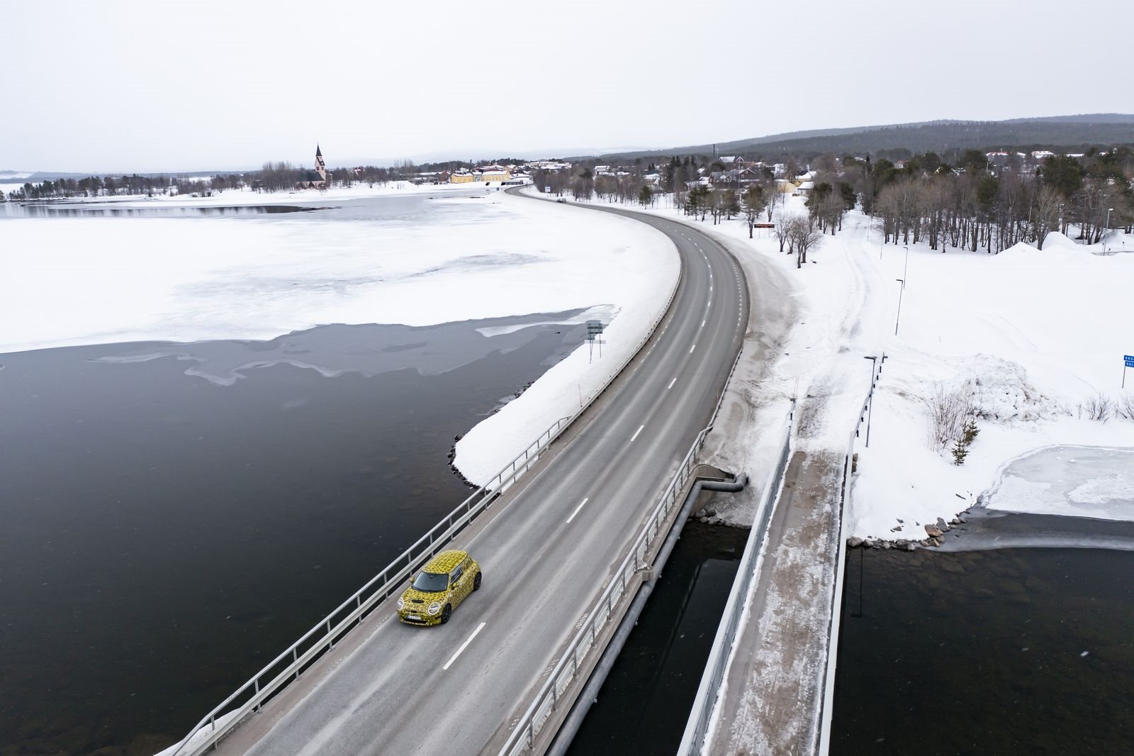 TOTALMENTE ELÉTRICO E REPLETO DE DIVERSÃO AO VOLANTE: O FUTURO MINI 3 PORTAS NA NEVE E NO GELO, foto 118