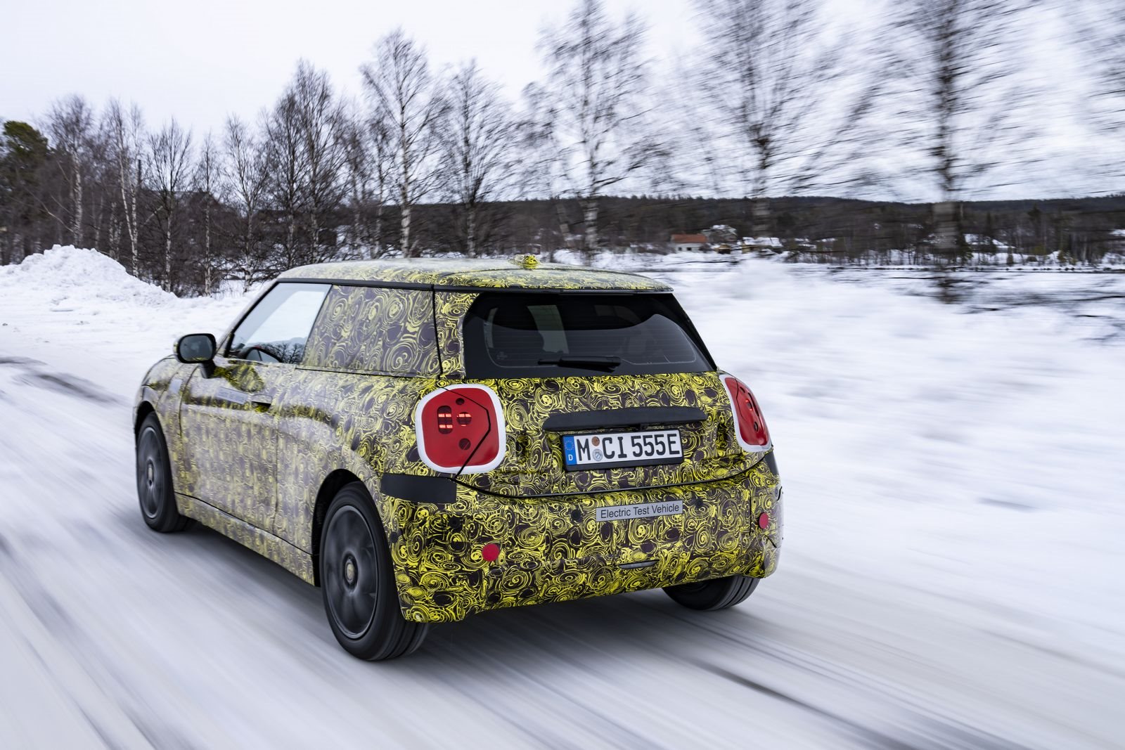 TOTALMENTE ELÉTRICO E REPLETO DE DIVERSÃO AO VOLANTE: O FUTURO MINI 3 PORTAS NA NEVE E NO GELO, foto 126