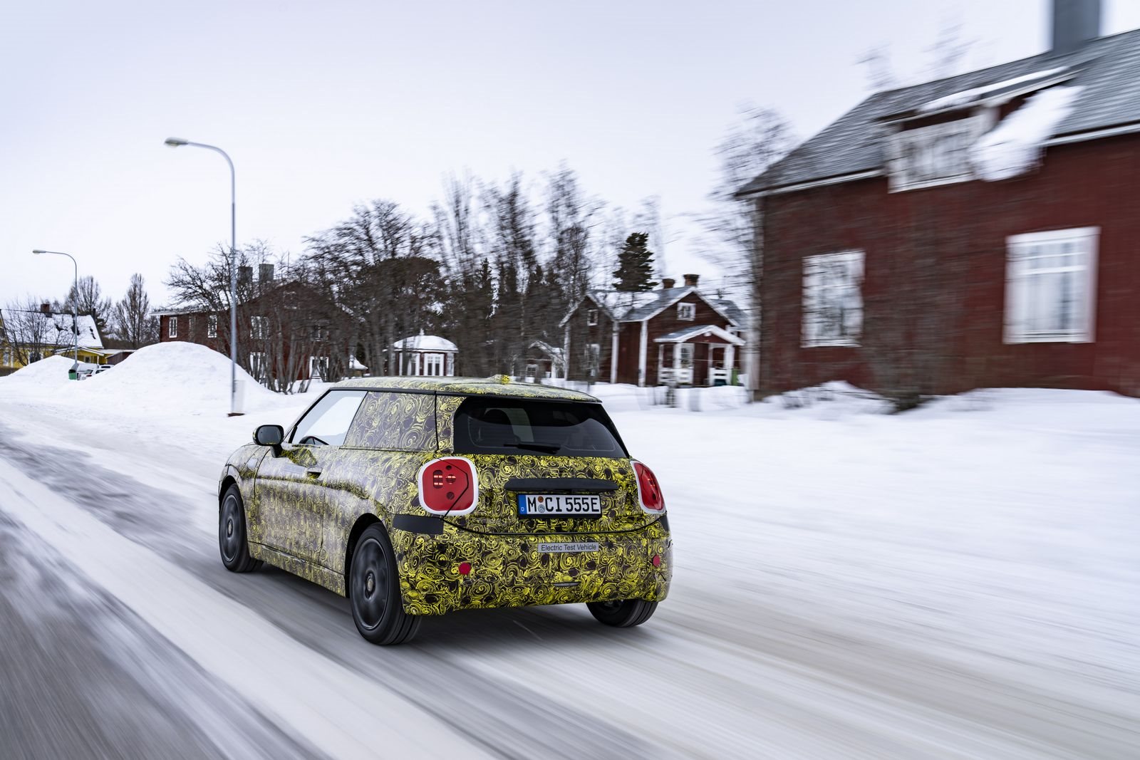 TOTALMENTE ELÉTRICO E REPLETO DE DIVERSÃO AO VOLANTE: O FUTURO MINI 3 PORTAS NA NEVE E NO GELO, foto 127