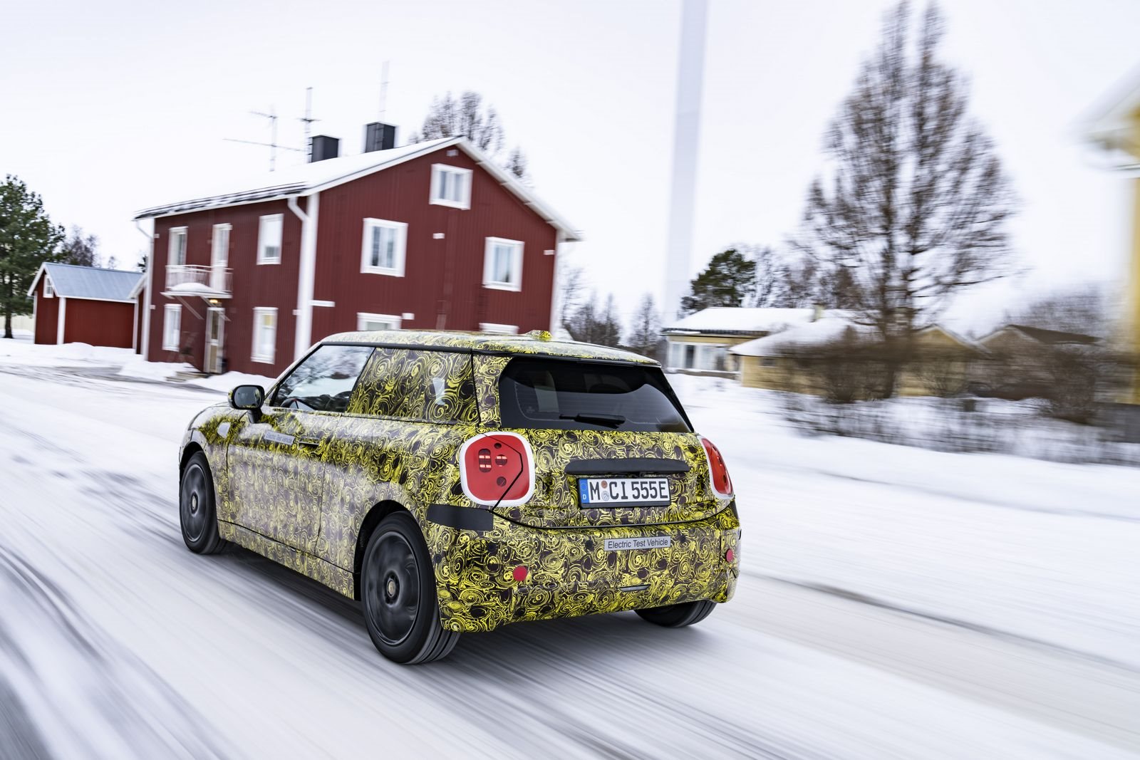 TOTALMENTE ELÉTRICO E REPLETO DE DIVERSÃO AO VOLANTE: O FUTURO MINI 3 PORTAS NA NEVE E NO GELO, foto 129
