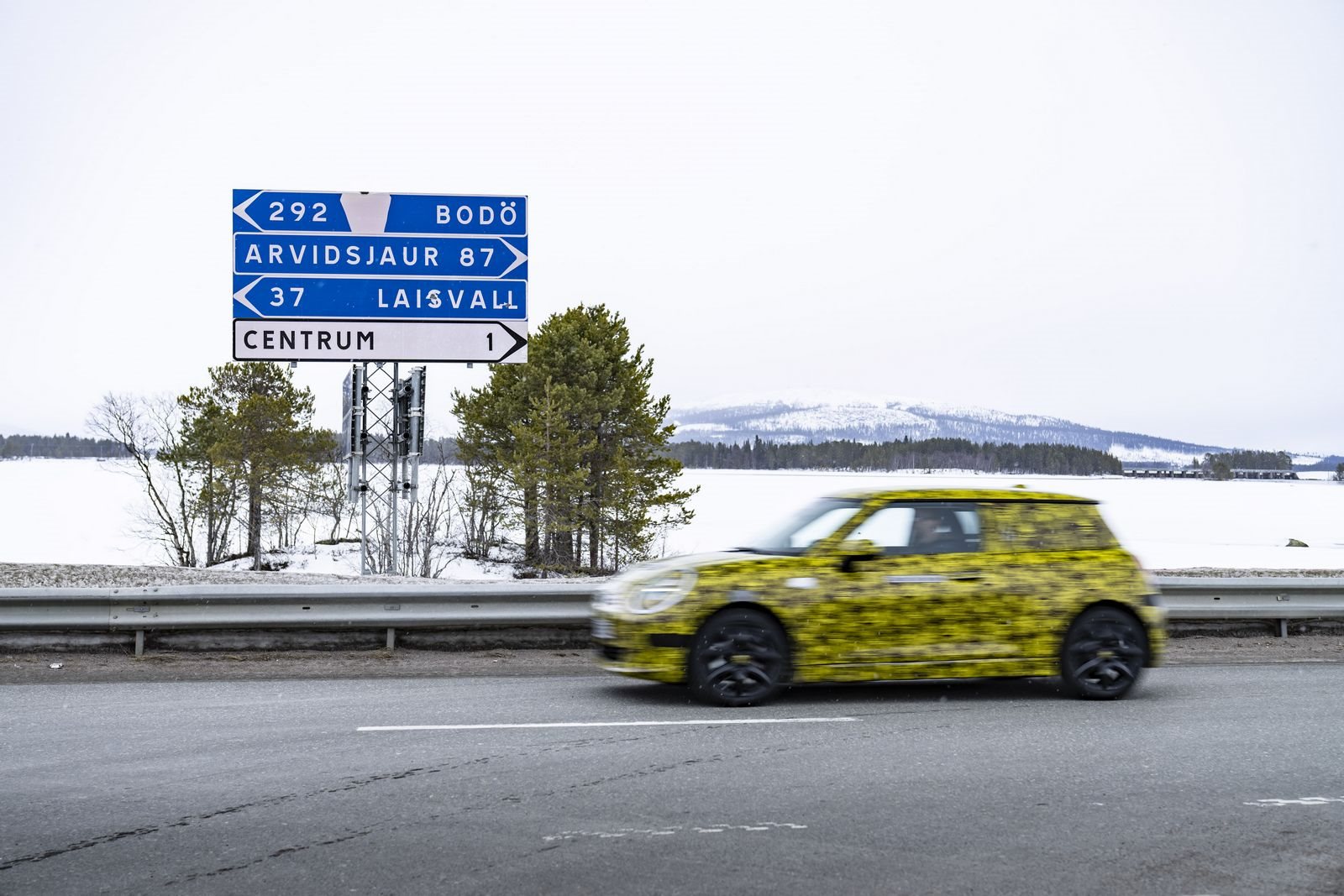 TOTALMENTE ELÉTRICO E REPLETO DE DIVERSÃO AO VOLANTE: O FUTURO MINI 3 PORTAS NA NEVE E NO GELO, foto 131