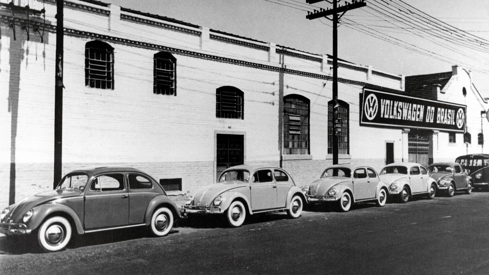 69 ANOS DE VOLKSWAGEN NO BRASIL: PIONEIRISMO TECNOLÓGICO AO LONGO DAS DÉCADAS, foto 1