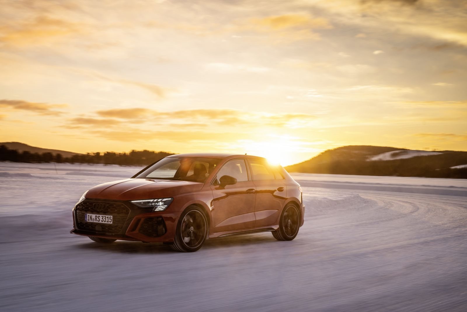 AUDI RS 3: DANÇANDO SOBRE A NEVE, foto 13