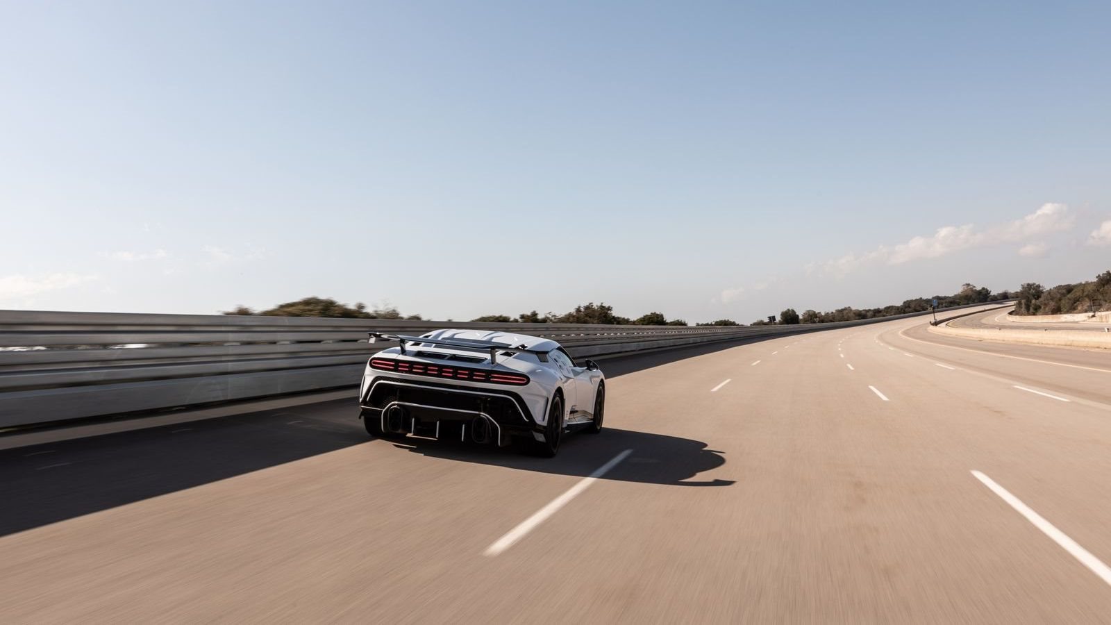 APÓS QUATRO ANOS E 50.000 KM DE TESTES, O BUGATTI CENTODIECI INICIA SUA PRODUÇÃO, foto 5