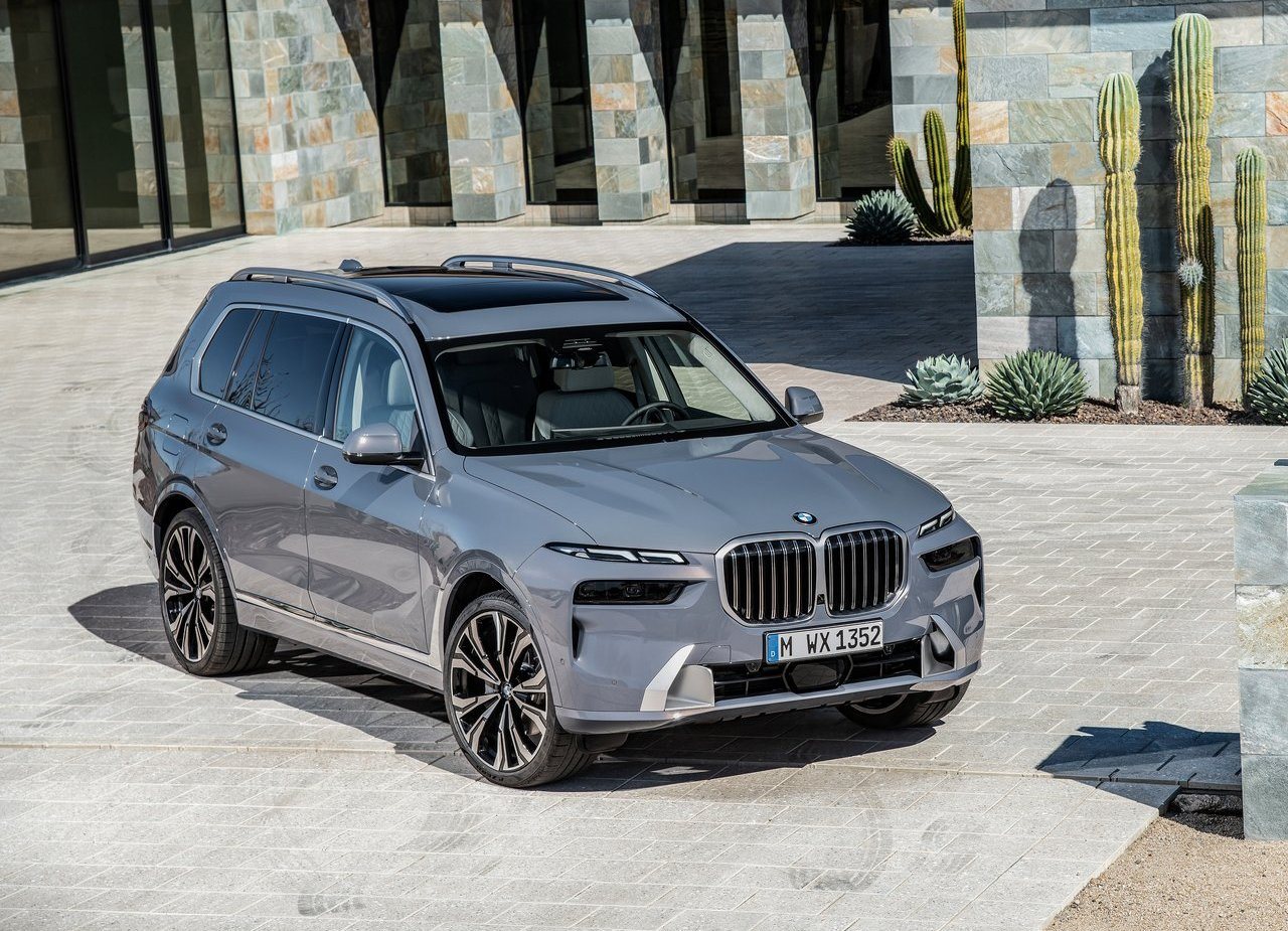 NOVO BMW X7 GANHA VISUAL ATUALIZADO, MOTOR COM SISTEMA MILD HYBRID E INTERIOR DO iX, foto 7