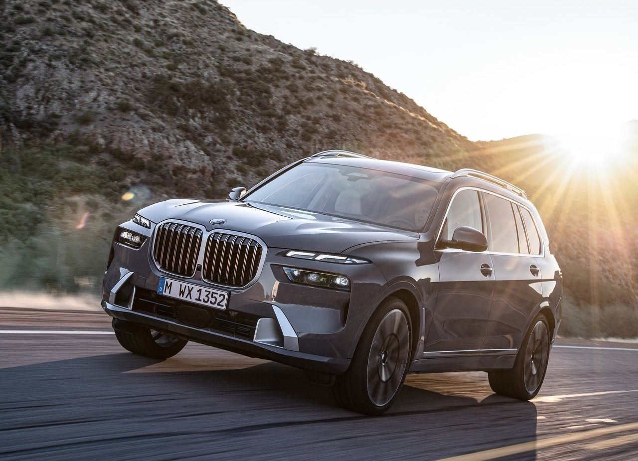 NOVO BMW X7 GANHA VISUAL ATUALIZADO, MOTOR COM SISTEMA MILD HYBRID E INTERIOR DO iX, foto 14
