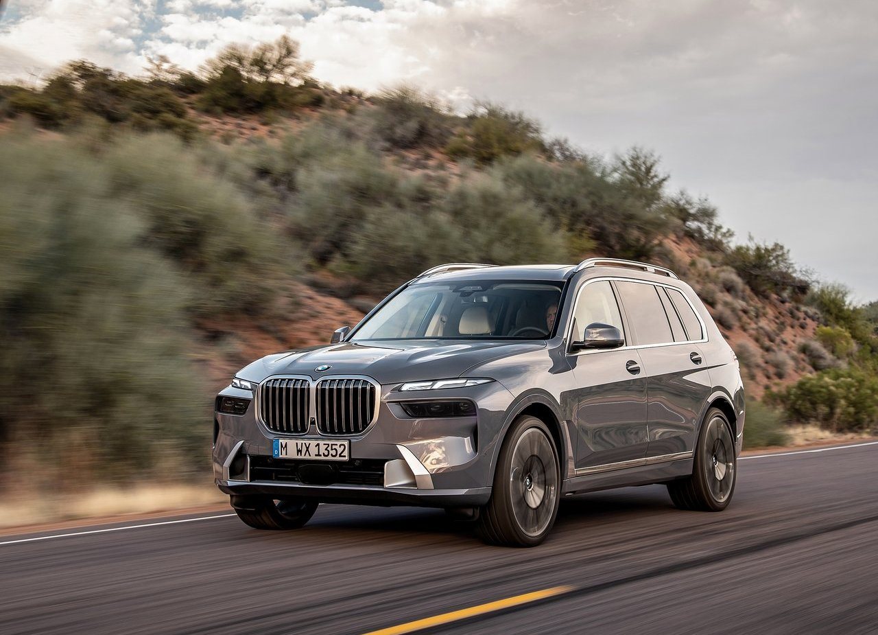 NOVO BMW X7 GANHA VISUAL ATUALIZADO, MOTOR COM SISTEMA MILD HYBRID E INTERIOR DO iX, foto 16