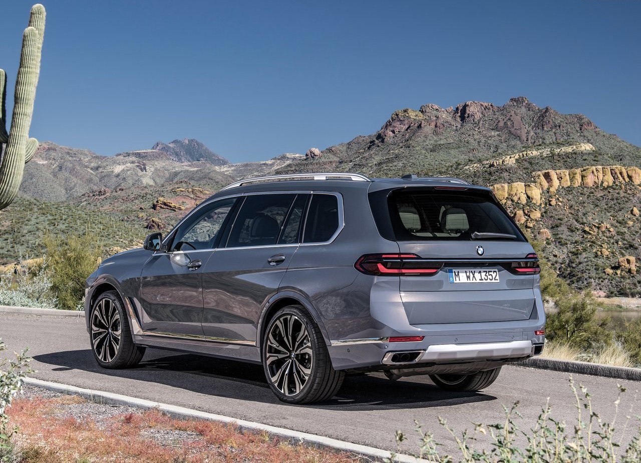 NOVO BMW X7 GANHA VISUAL ATUALIZADO, MOTOR COM SISTEMA MILD HYBRID E INTERIOR DO iX, foto 31