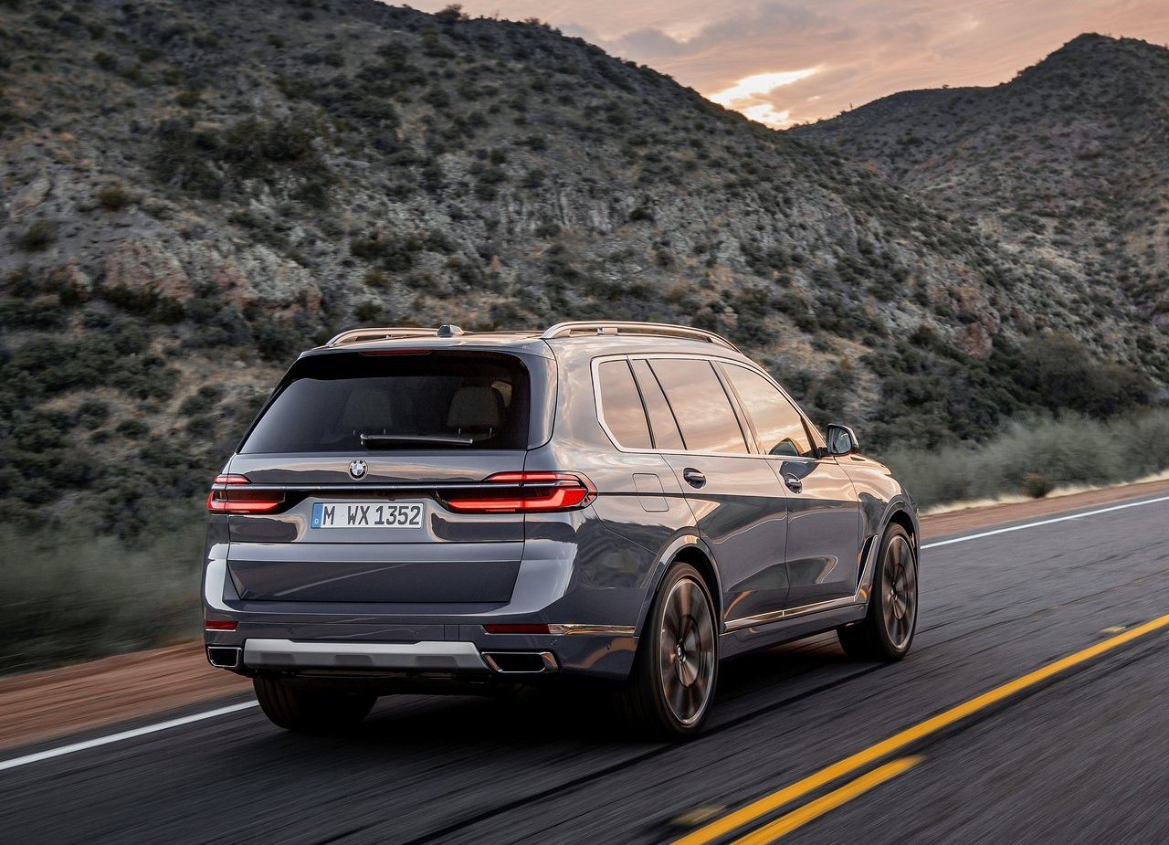 NOVO BMW X7 GANHA VISUAL ATUALIZADO, MOTOR COM SISTEMA MILD HYBRID E INTERIOR DO iX, foto 34