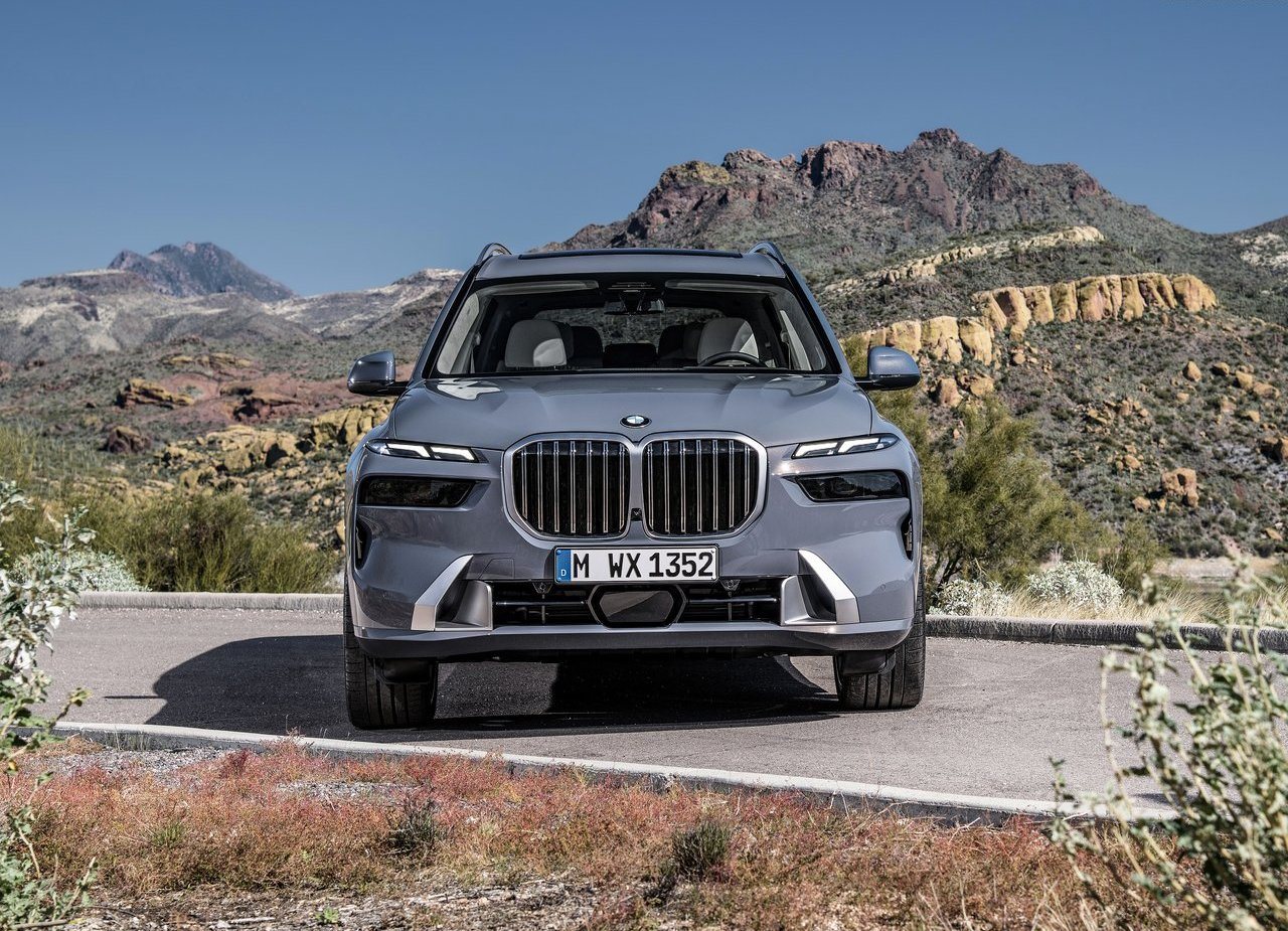 NOVO BMW X7 GANHA VISUAL ATUALIZADO, MOTOR COM SISTEMA MILD HYBRID E INTERIOR DO iX, foto 40