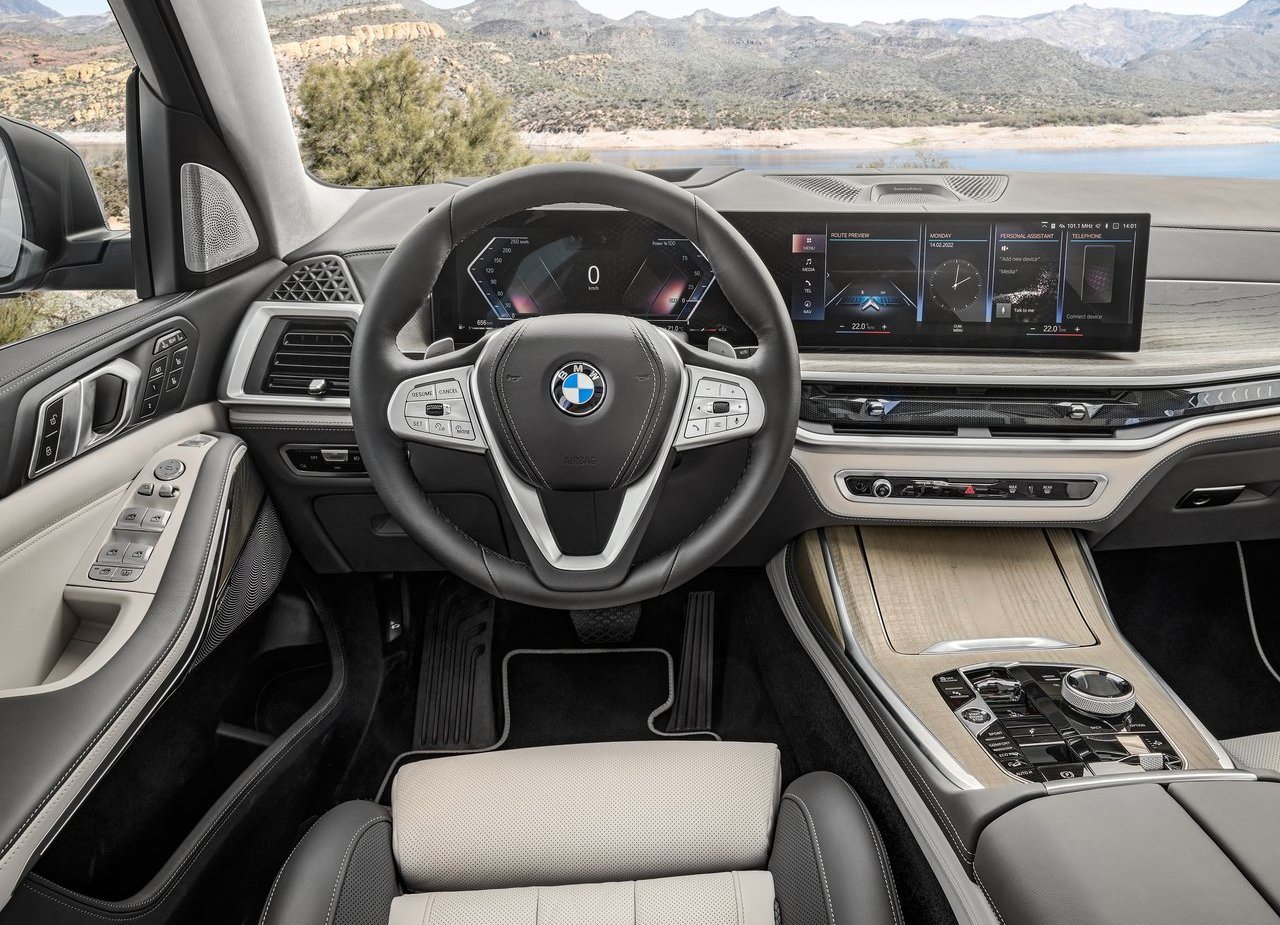 NOVO BMW X7 GANHA VISUAL ATUALIZADO, MOTOR COM SISTEMA MILD HYBRID E INTERIOR DO iX, foto 50