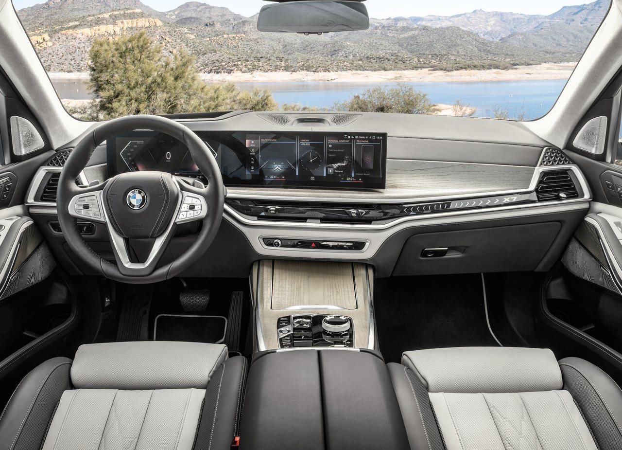 NOVO BMW X7 GANHA VISUAL ATUALIZADO, MOTOR COM SISTEMA MILD HYBRID E INTERIOR DO iX, foto 51
