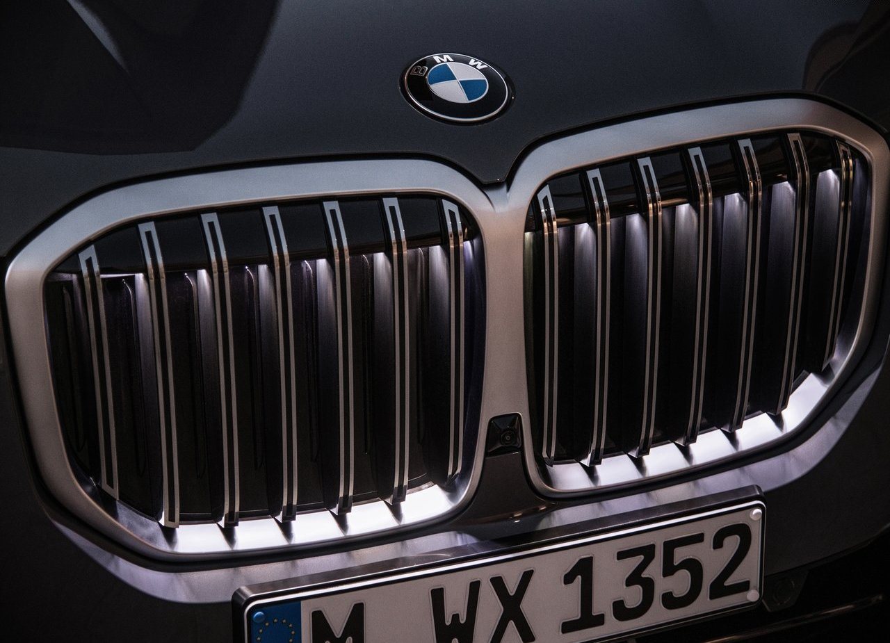 NOVO BMW X7 GANHA VISUAL ATUALIZADO, MOTOR COM SISTEMA MILD HYBRID E INTERIOR DO iX, foto 71