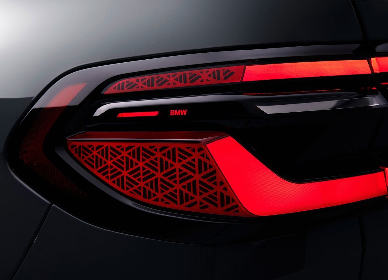 NOVO BMW X7 GANHA VISUAL ATUALIZADO, MOTOR COM SISTEMA MILD HYBRID E INTERIOR DO iX, foto 82